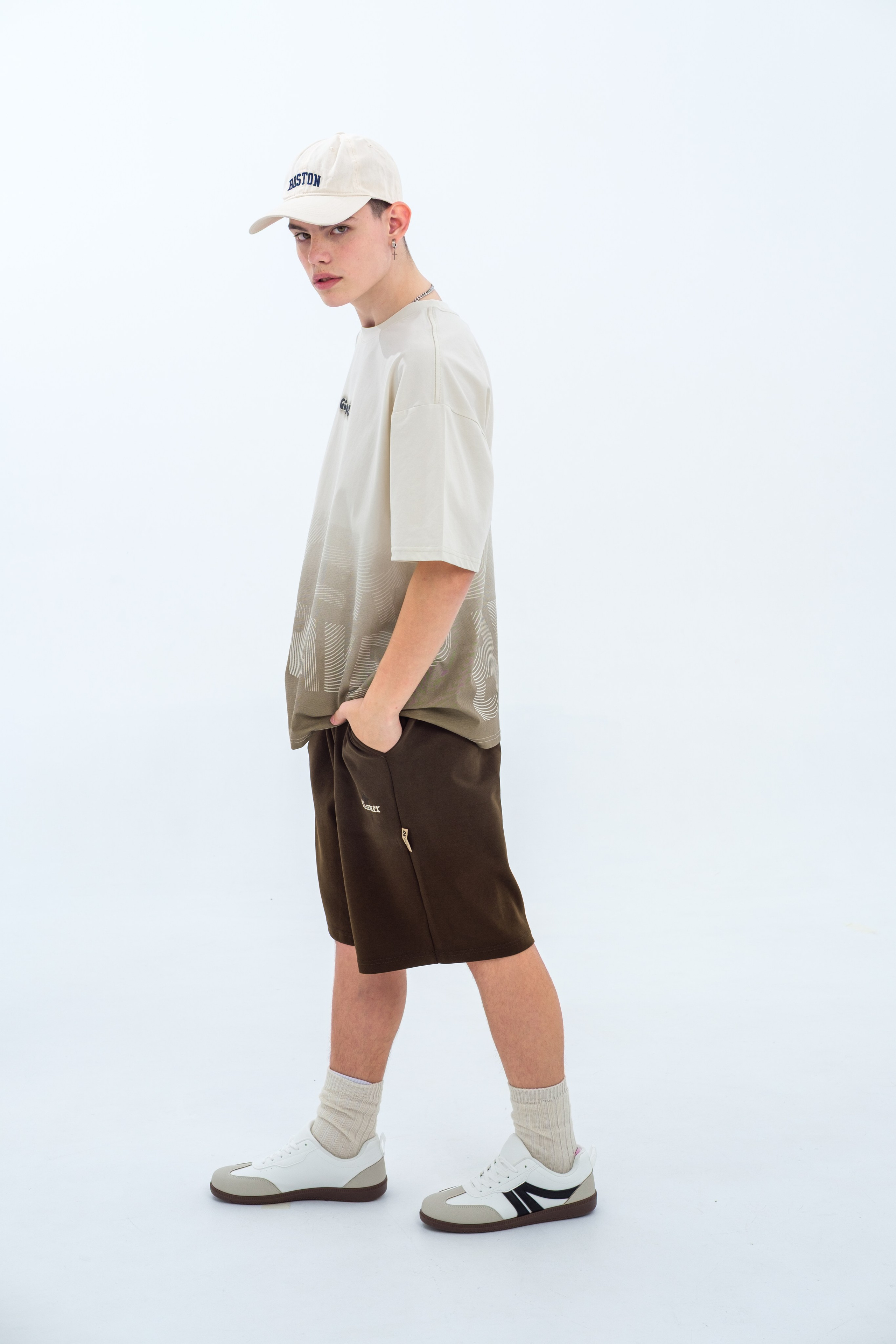 Фотосессия  одежды для маркетплейсов в СПб. Фотосессия для маркетплейсов