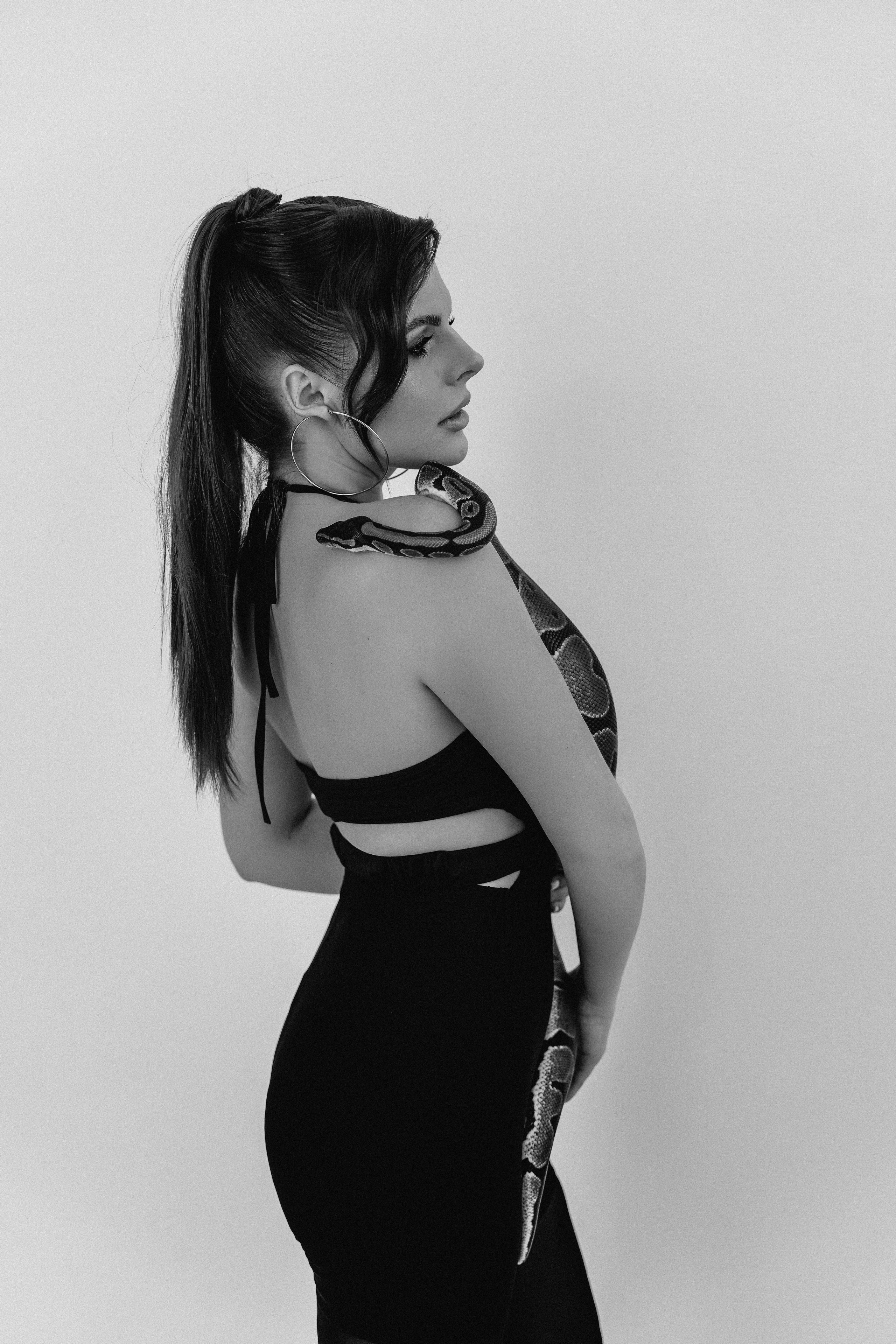 Дина — фотосессия со змеёй. Фотограф в Смоленске Ольга Давыдова