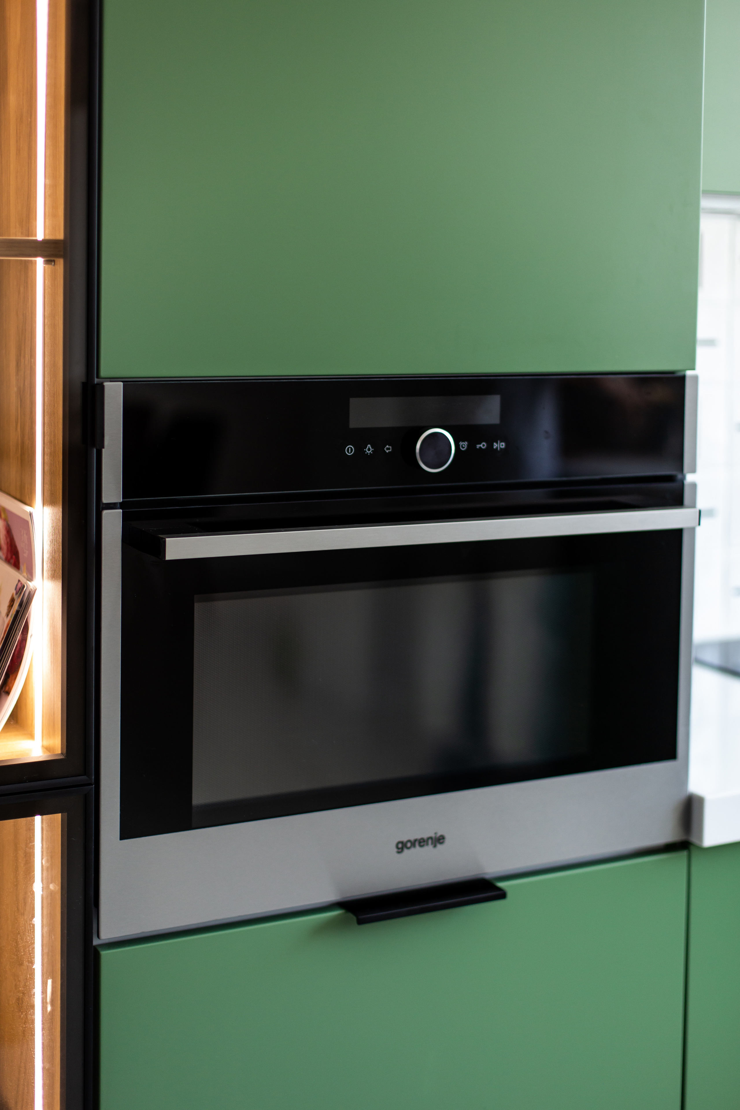 Кухня на заказ в Томске Холмы Village | Мебель Кухни Шкафы заказать. ГУДРУМ — Мебель на заказ в Томске | Кухни | Шкафы | Стулья и Столы