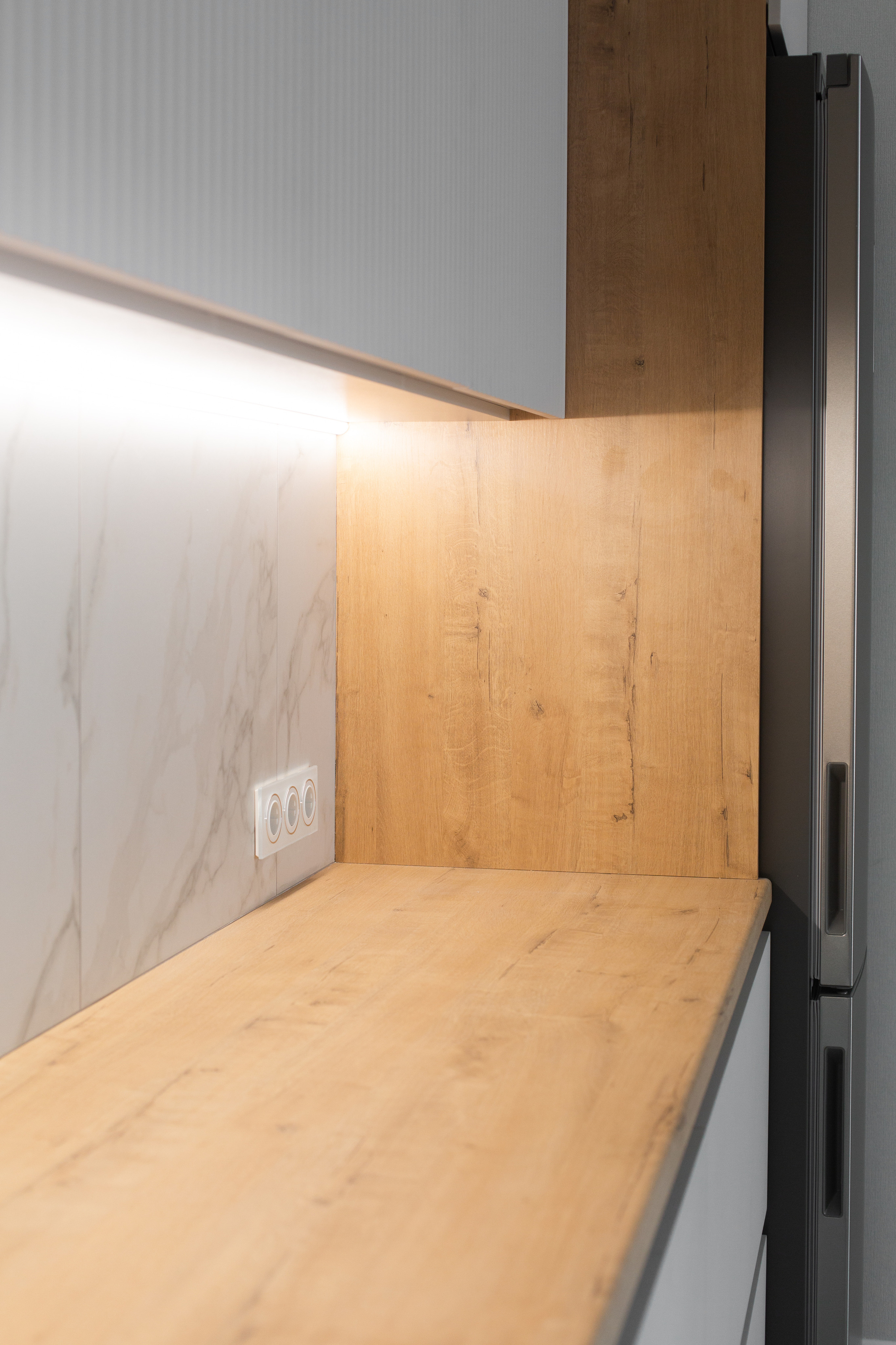 Кухня на заказ в Томске пер. Нечевский | Мебель Кухни Шкафы заказать. ГУДРУМ — Мебель на заказ в Томске | Кухни | Шкафы | Стулья и Столы