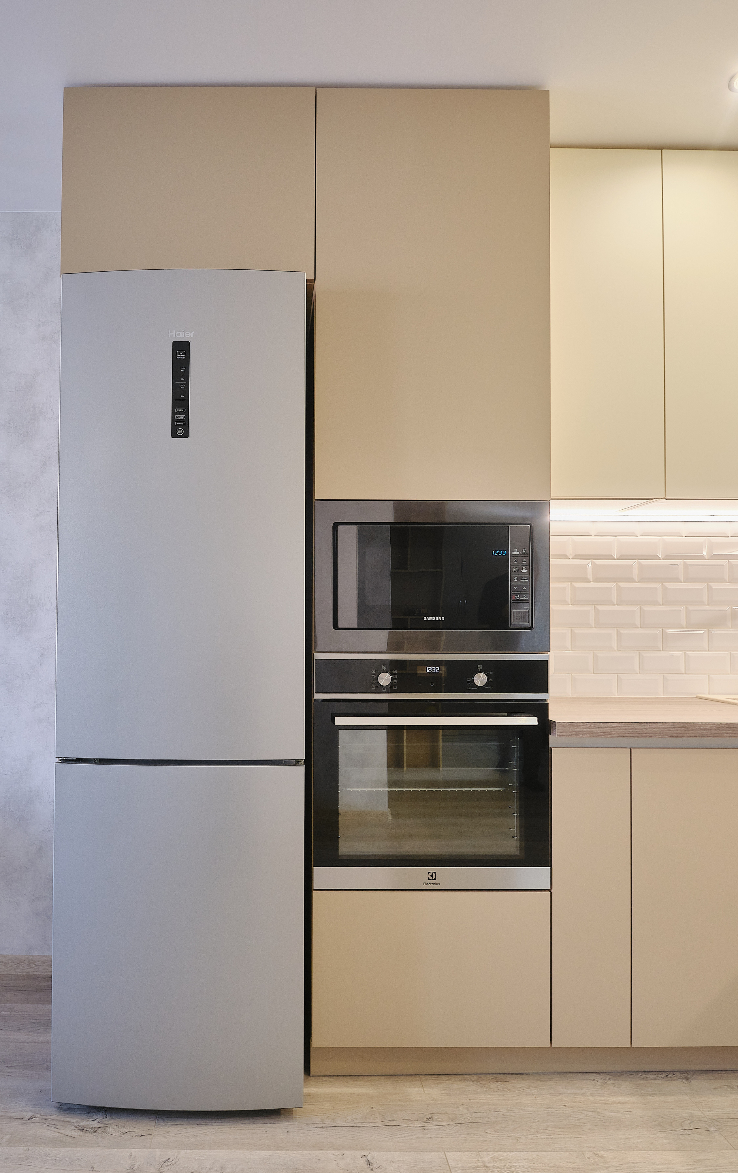 Кухня на заказ в Томске на ул.Береговая Томск| Мебель Кухни Шкафы. ГУДРУМ — Мебель на заказ в Томске | Кухни | Шкафы | Стулья и Столы