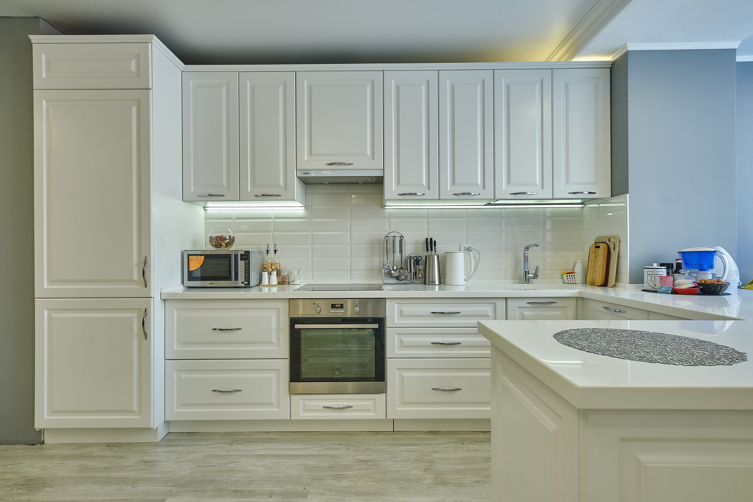 Кухня на заказ в Томске Северный Парк | Мебель Кухни Шкафы заказать. ГУДРУМ — Мебель на заказ в Томске | Кухни | Шкафы | Стулья и Столы