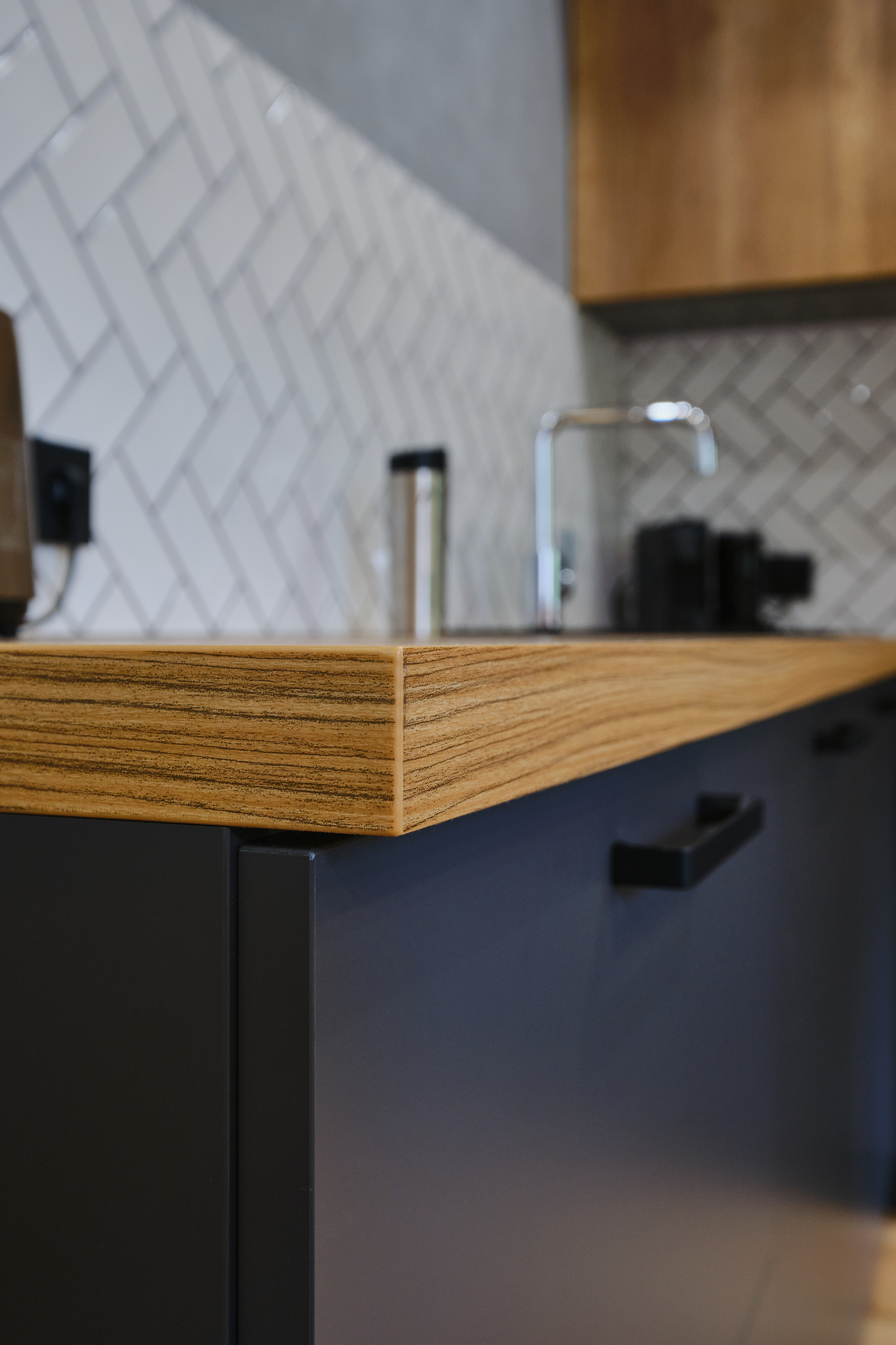 Кухня на заказ в Томске на ул.Карташова Томск| Мебель Кухни Шкафы. ГУДРУМ — Мебель на заказ в Томске | Кухни | Шкафы | Стулья и Столы