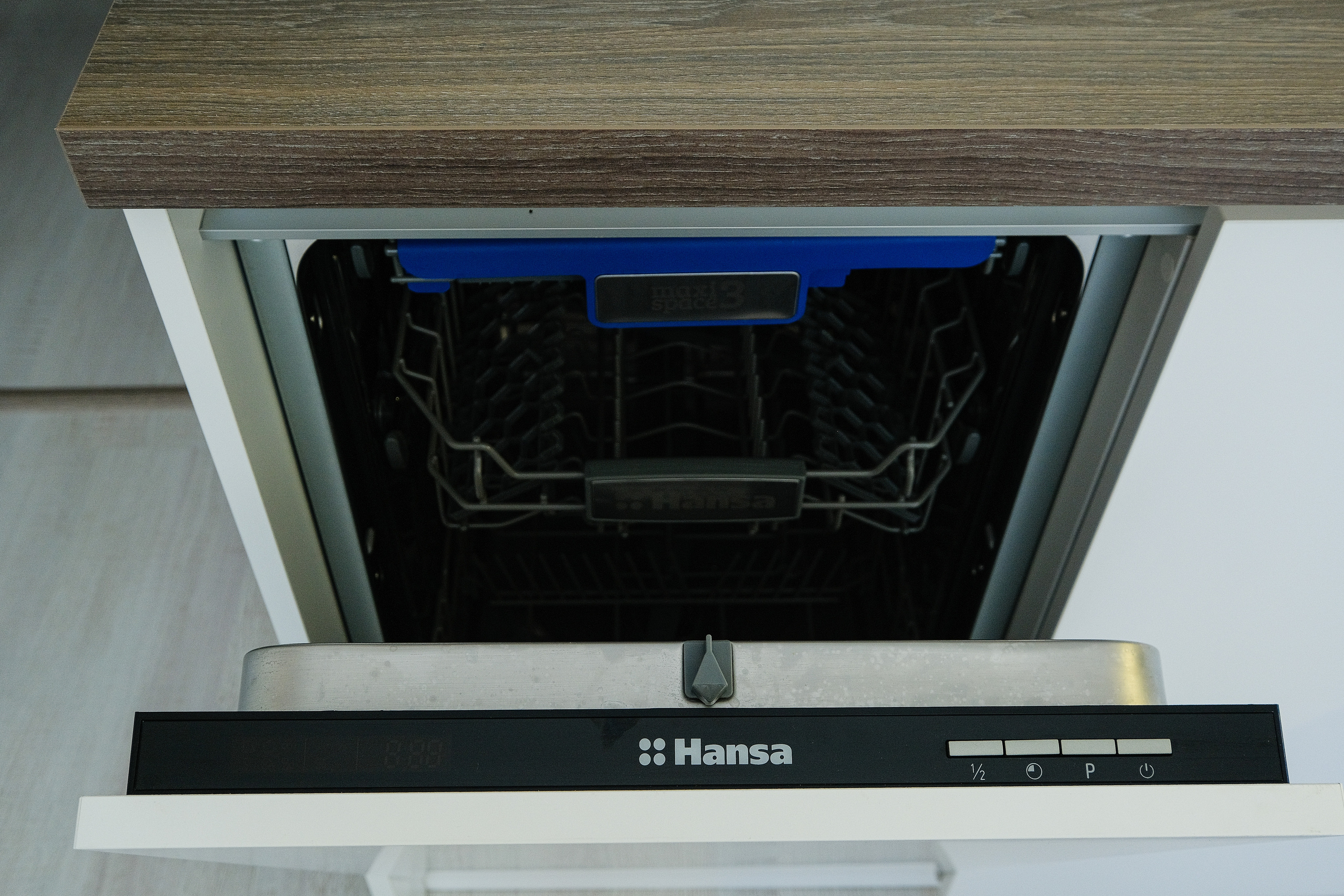 Кухня на заказ в Томске ЖК Северный Парк| Мебель Кухни Шкафы заказать. ГУДРУМ — Мебель на заказ в Томске | Кухни | Шкафы | Стулья и Столы