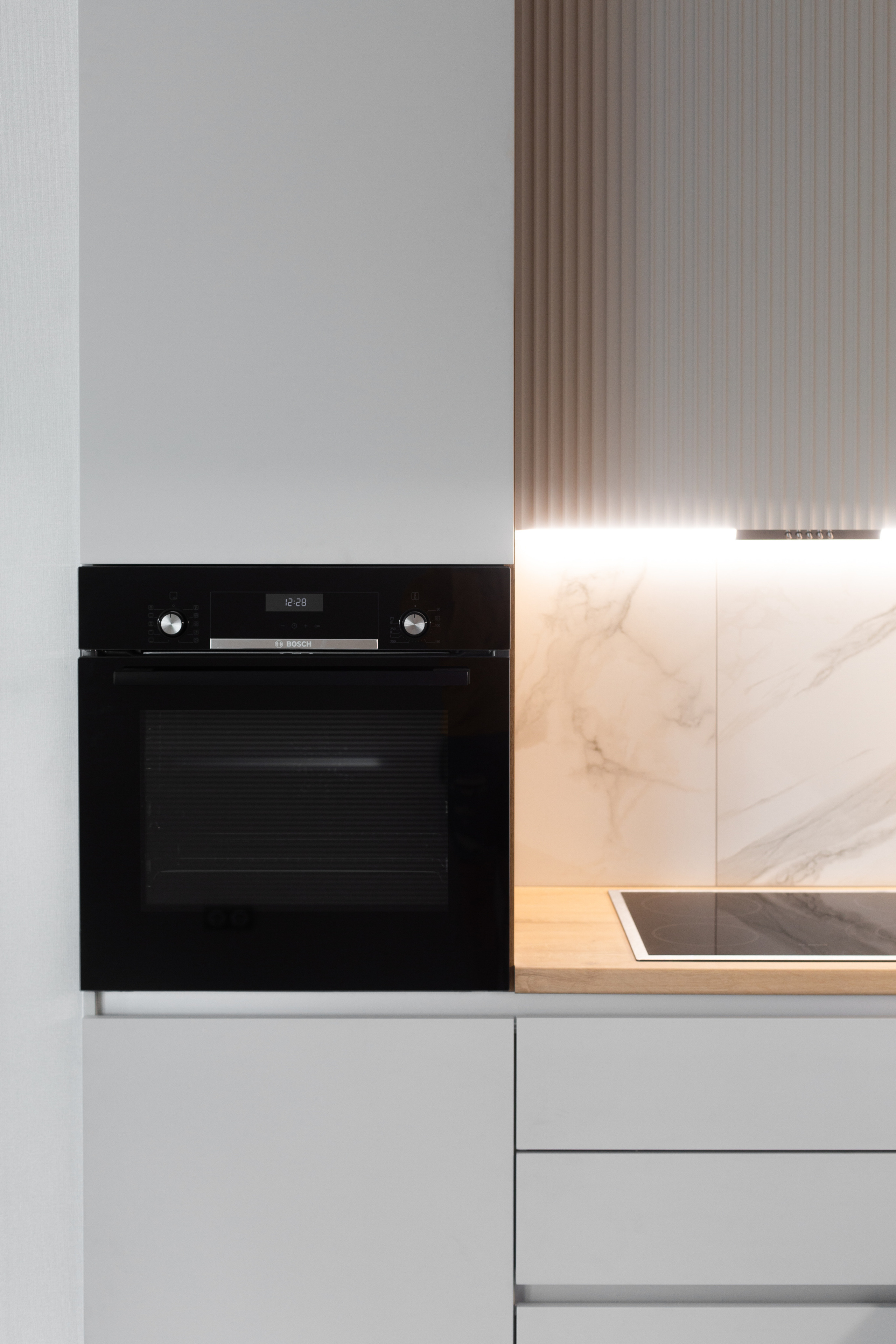 Кухня на заказ в Томске пер. Нечевский | Мебель Кухни Шкафы заказать. ГУДРУМ — Мебель на заказ в Томске | Кухни | Шкафы | Стулья и Столы