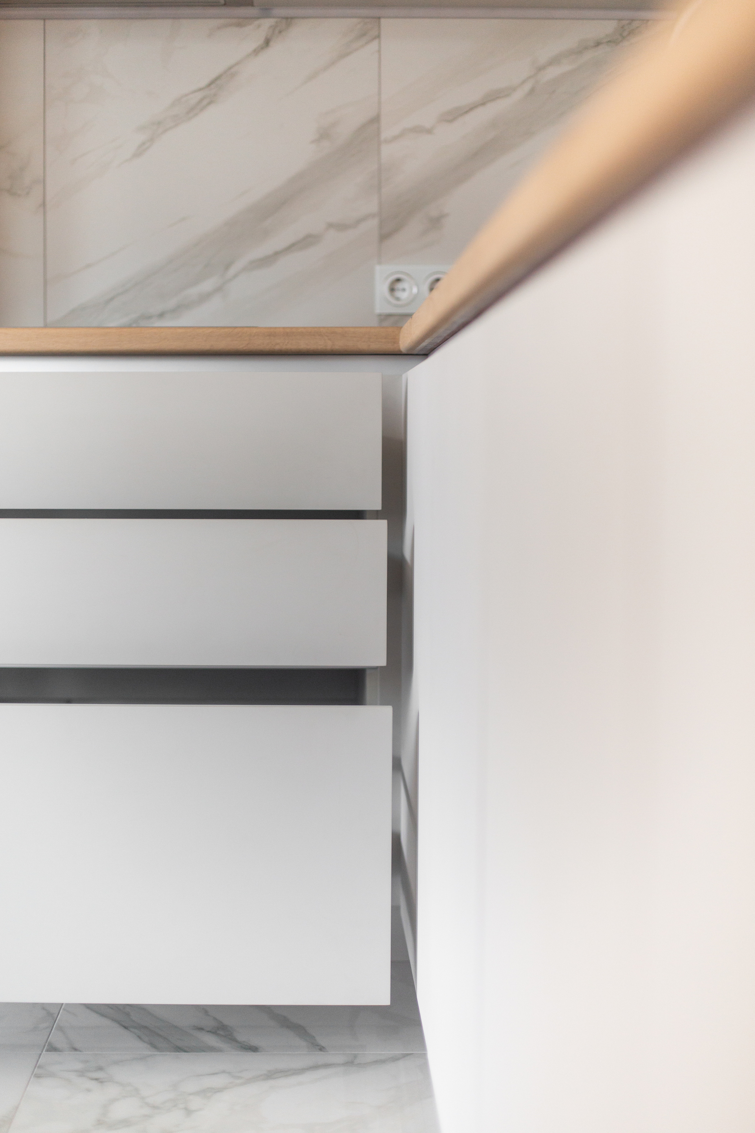 Кухня на заказ в Томске пер. Нечевский | Мебель Кухни Шкафы заказать. ГУДРУМ — Мебель на заказ в Томске | Кухни | Шкафы | Стулья и Столы