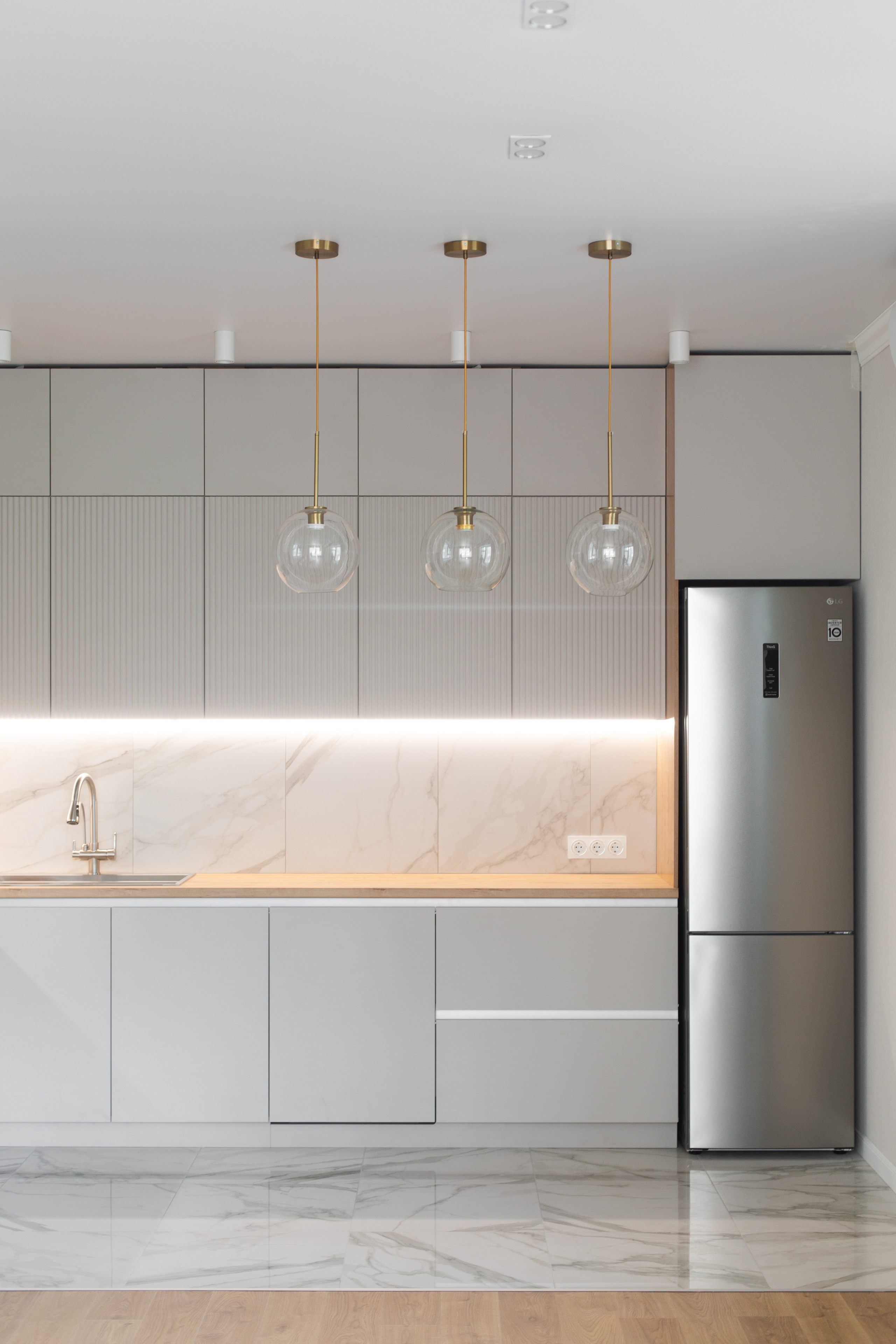 Кухня на заказ в Томске пер. Нечевский | Мебель Кухни Шкафы заказать. ГУДРУМ — Мебель на заказ в Томске | Кухни | Шкафы | Стулья и Столы