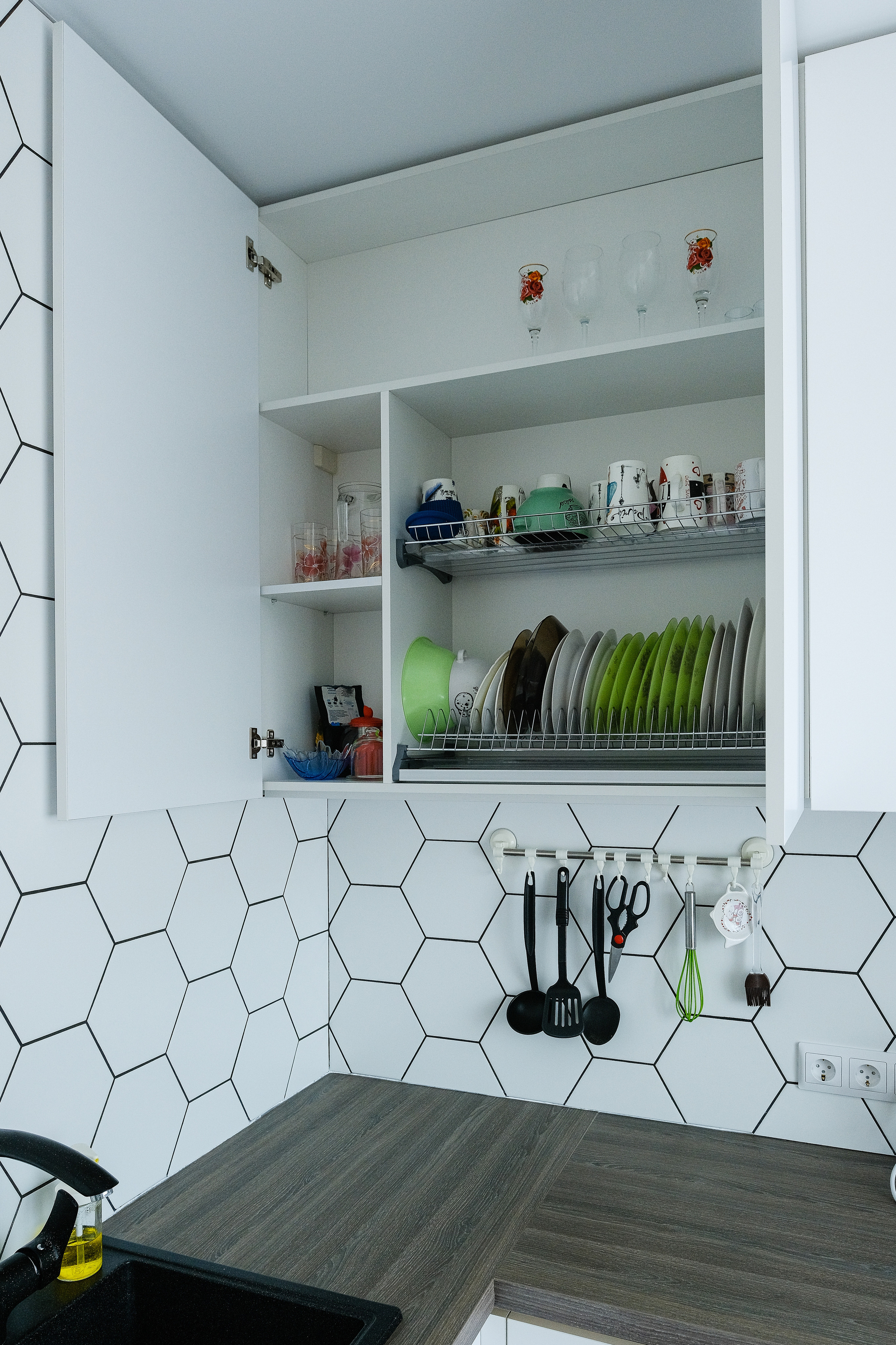 Кухня на заказ в Томске ЖК Северный Парк| Мебель Кухни Шкафы заказать. ГУДРУМ — Мебель на заказ в Томске | Кухни | Шкафы | Стулья и Столы