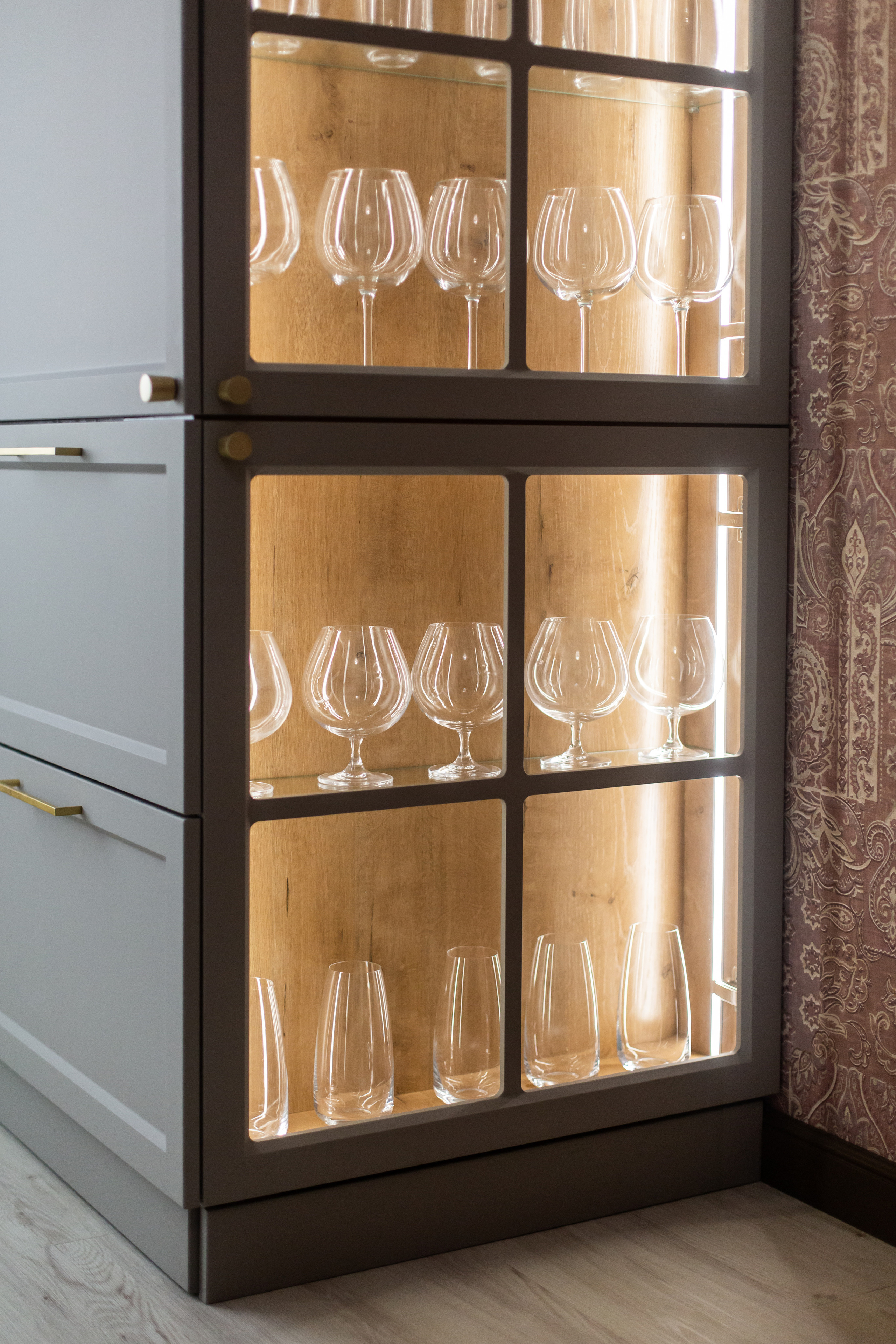 Кухня на заказ в Томске Северный Парк| Мебель Кухни заказать. ГУДРУМ — Мебель на заказ в Томске | Кухни | Шкафы | Стулья и Столы