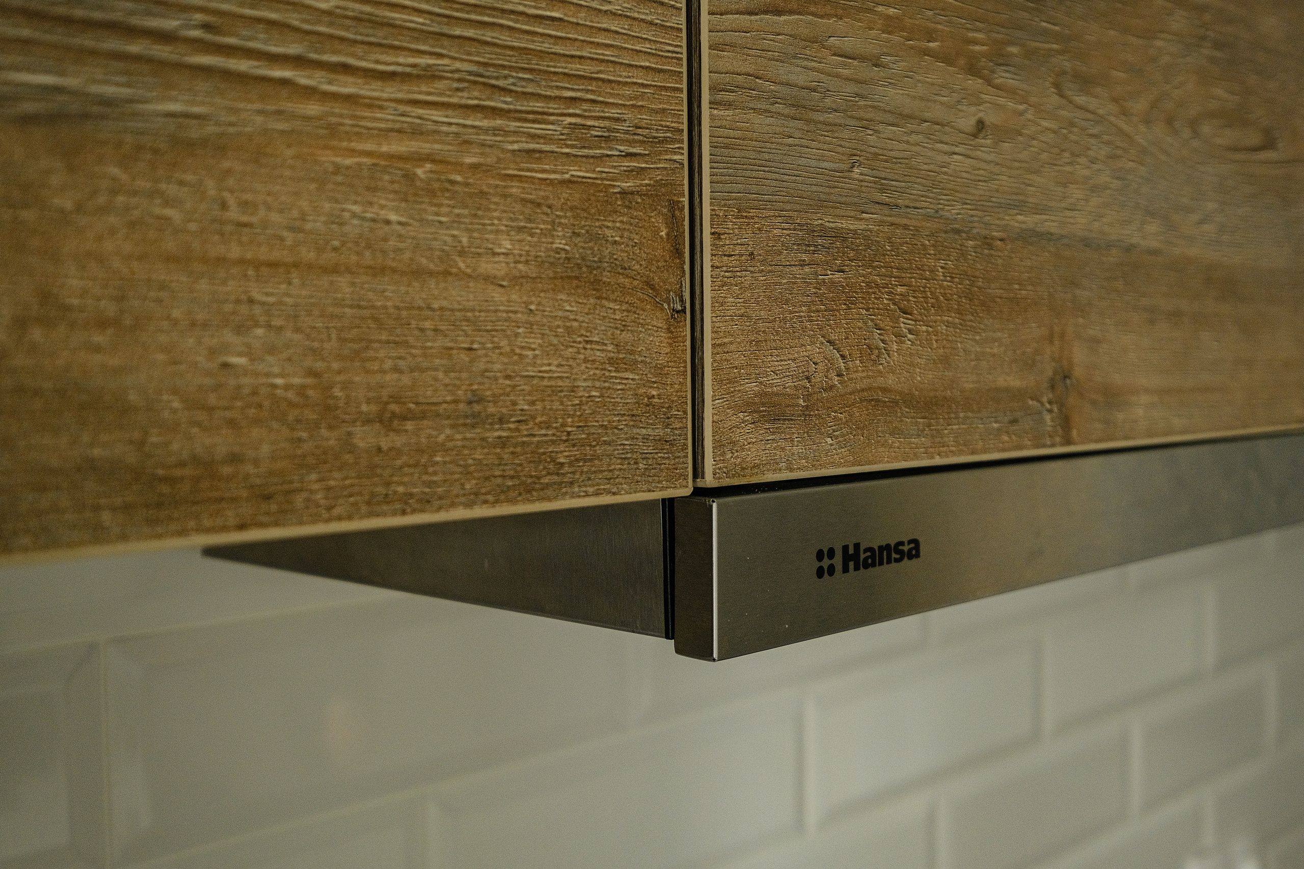 Кухня на заказ в Томске на пер. Овражный Томск| Мебель Кухни Шкафы. ГУДРУМ — Мебель на заказ в Томске | Кухни | Шкафы | Стулья и Столы