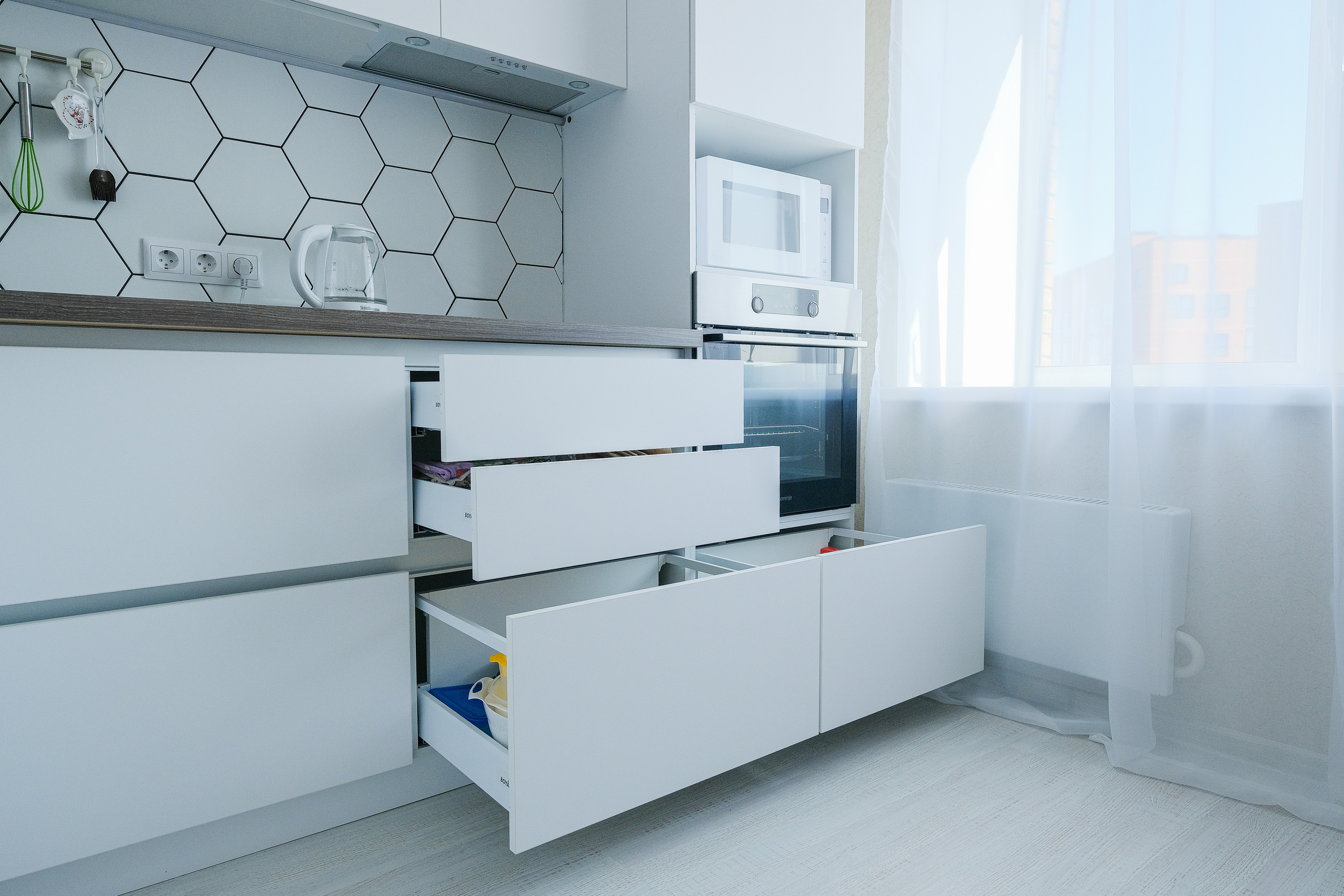 Кухня на заказ в Томске ЖК Северный Парк| Мебель Кухни Шкафы заказать. ГУДРУМ — Мебель на заказ в Томске | Кухни | Шкафы | Стулья и Столы