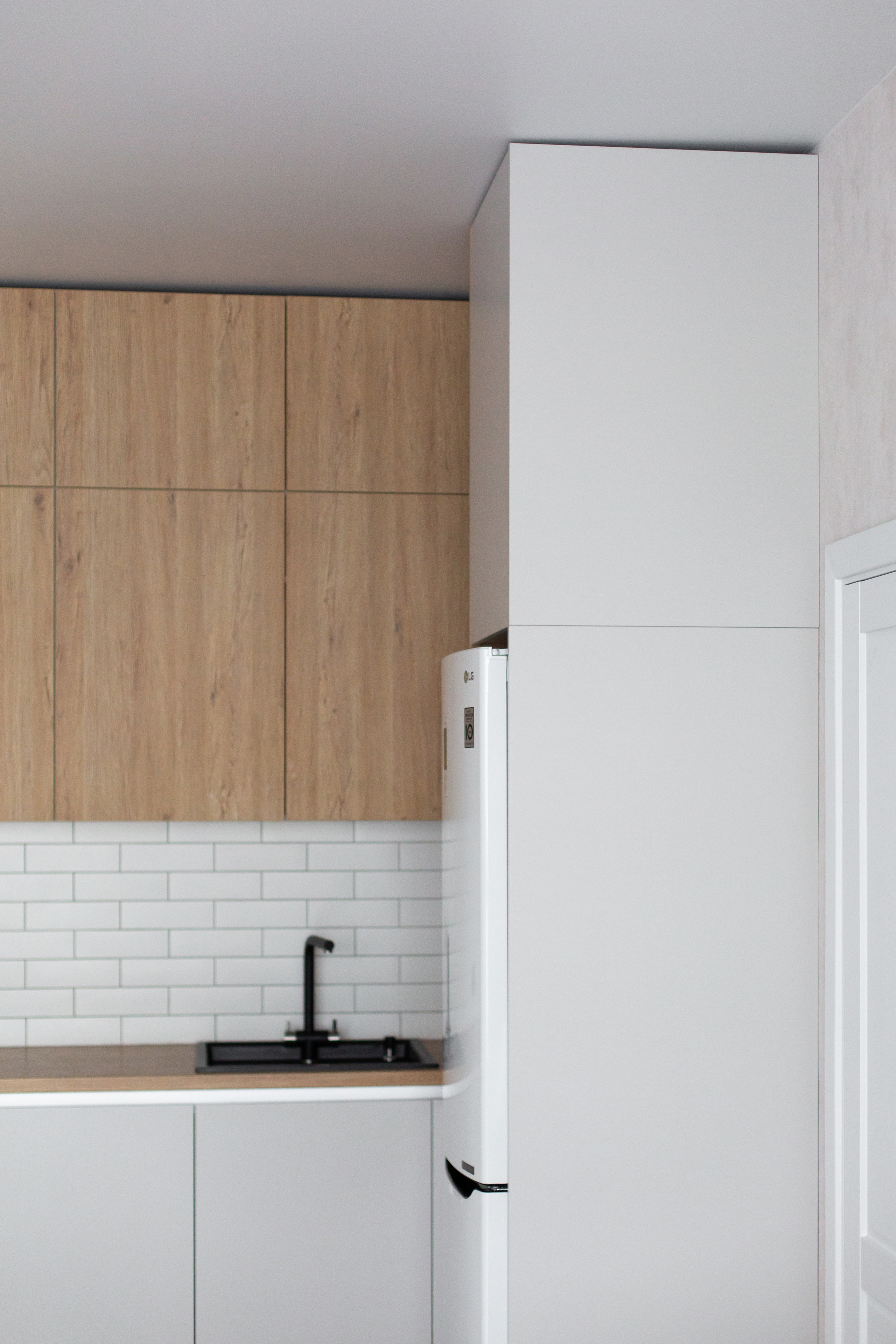 Кухня на заказ в Томске Комсомольский 48 | Мебель Кухни Шкафы заказать. ГУДРУМ — Мебель на заказ в Томске | Кухни | Шкафы | Стулья и Столы