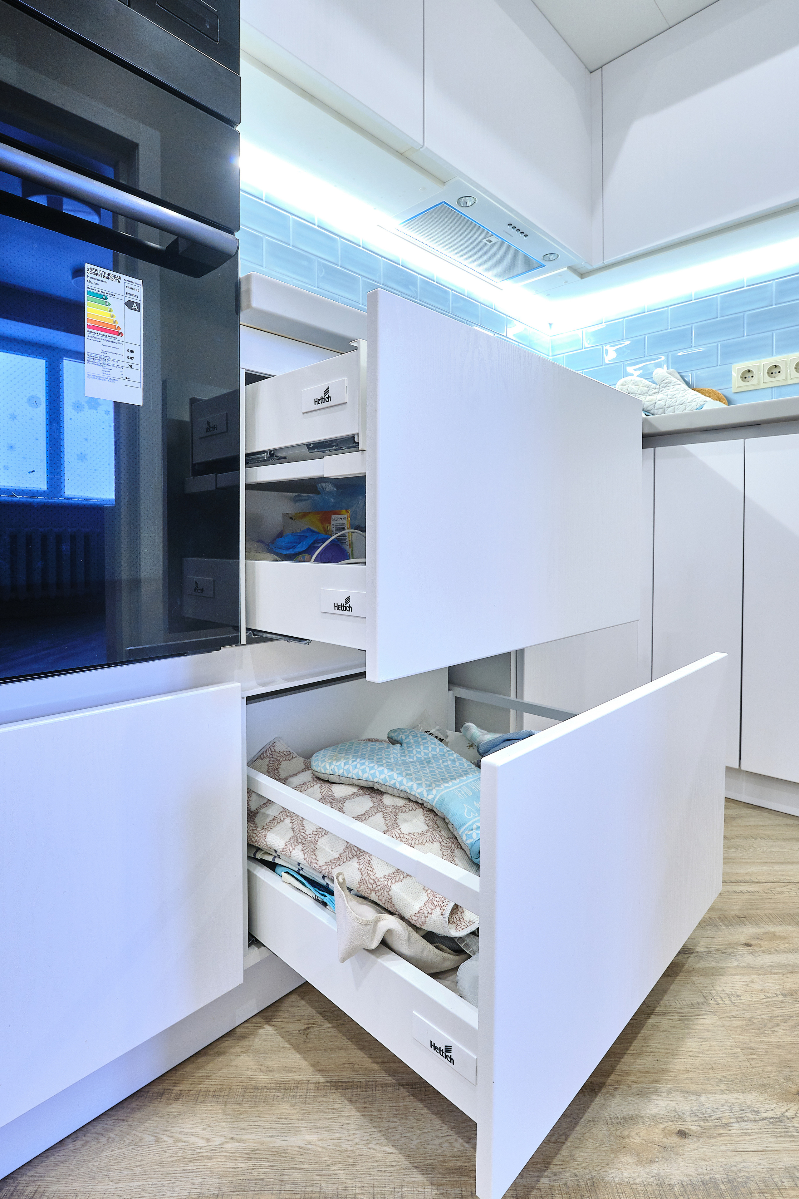 Кухня на заказ в Томске на ул.Гоголя Томск| Мебель Кухни Шкафы. ГУДРУМ — Мебель на заказ в Томске | Кухни | Шкафы | Стулья и Столы