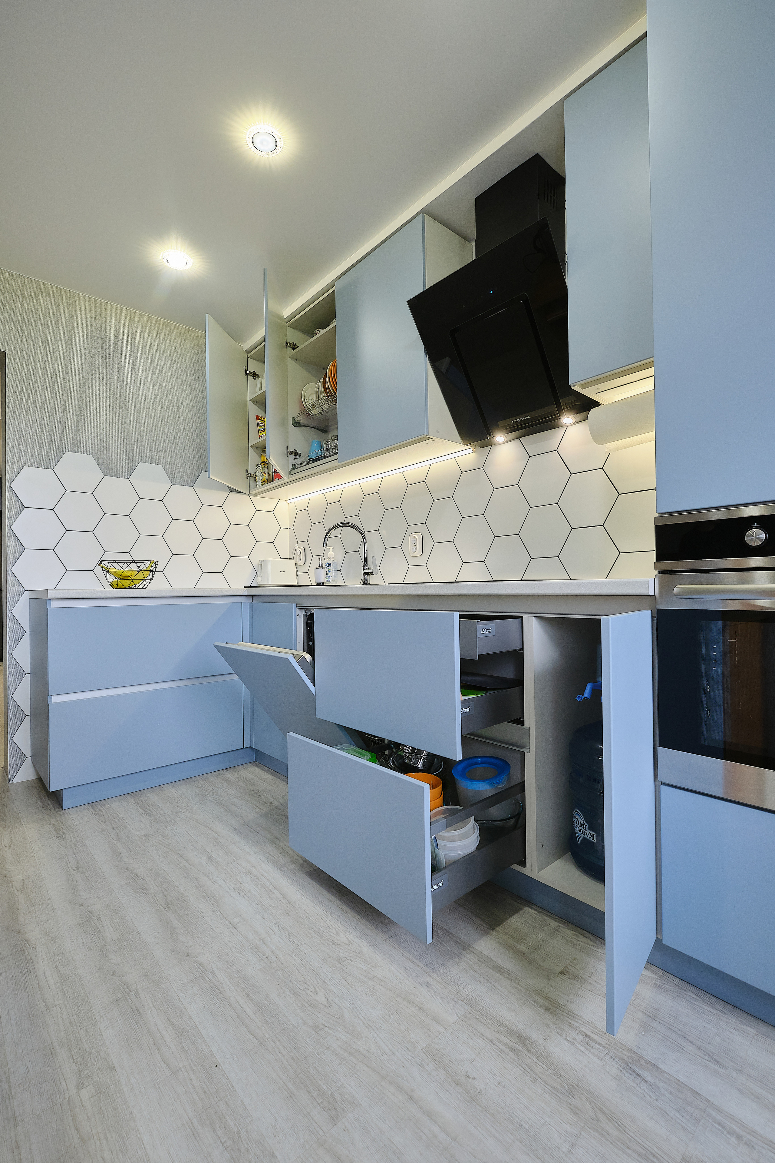 Кухня на заказ в Томске Овражный | Мебель Кухни Шкафы заказать. ГУДРУМ — Мебель на заказ в Томске | Кухни | Шкафы | Стулья и Столы