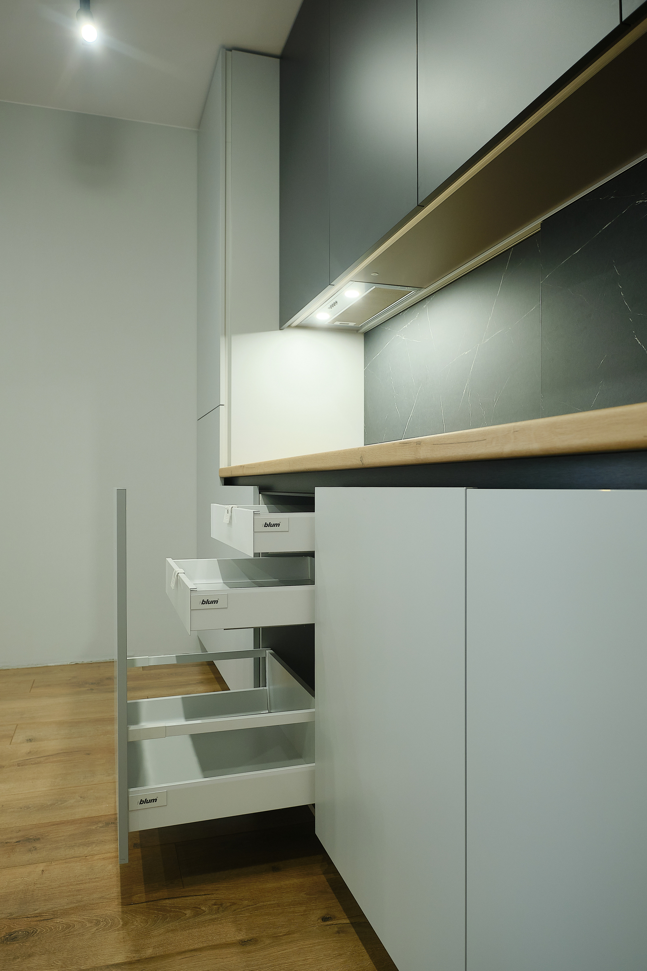 Кухня на заказ в Томске мкр.Северный Парк| Мебель Кухни Шкафы заказать. ГУДРУМ — Мебель на заказ в Томске | Кухни | Шкафы | Стулья и Столы