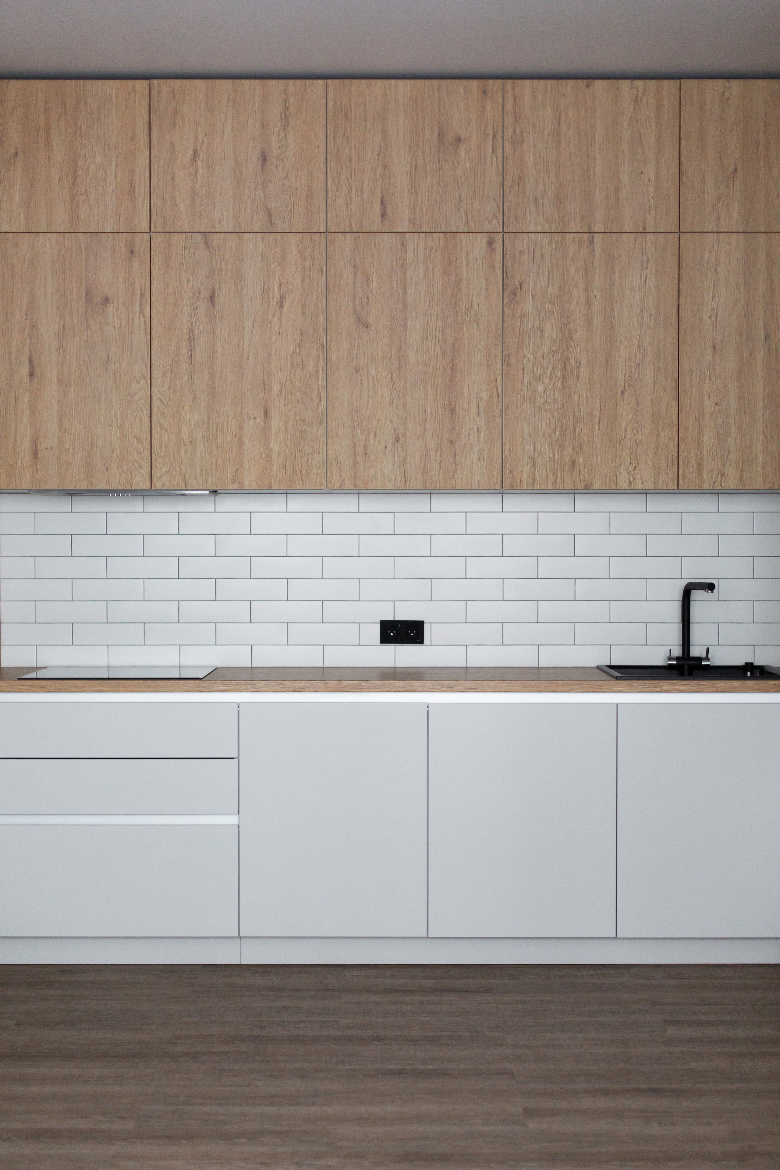 Кухня на заказ в Томске Комсомольский 48 | Мебель Кухни Шкафы заказать. ГУДРУМ — Мебель на заказ в Томске | Кухни | Шкафы | Стулья и Столы