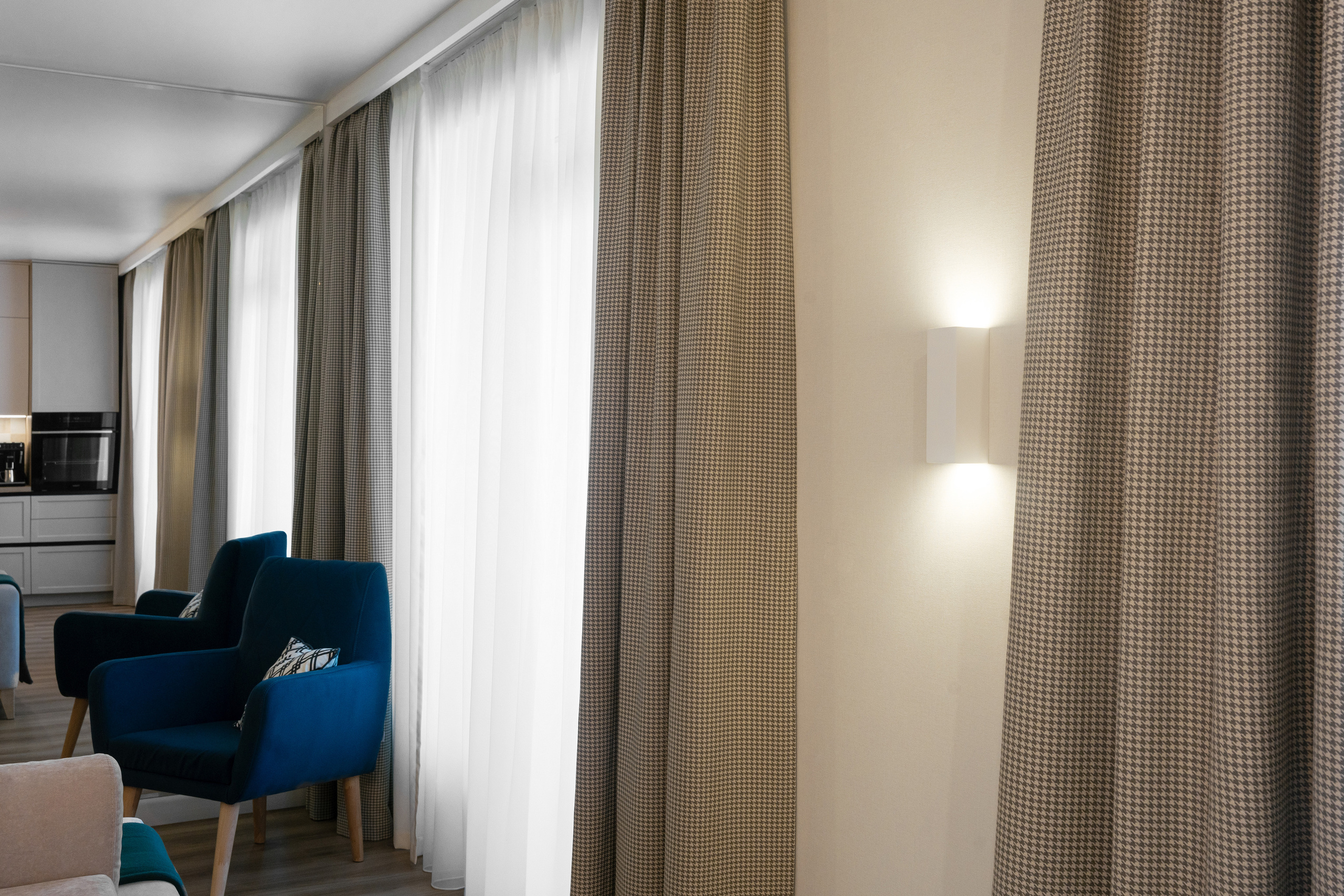 Михайловский Парк Мебель по дизайн проекту в Томске на заказ. ГУДРУМ — Мебель на заказ в Томске | Кухни | Шкафы | Стулья и Столы