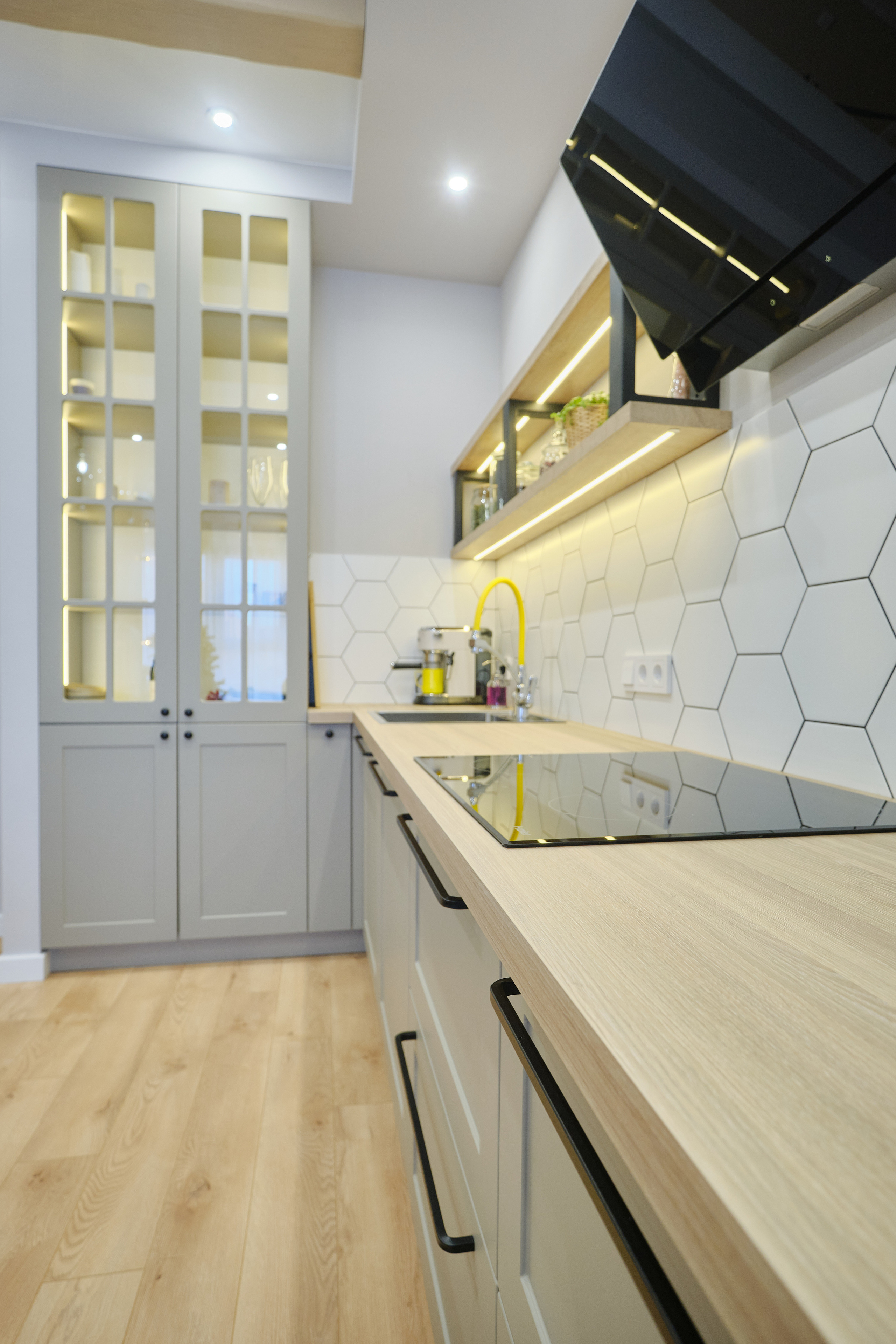 Кухня на заказ в г. Томск Северный Парк| Мебель Кухни Шкафы заказать. ГУДРУМ — Мебель на заказ в Томске | Кухни | Шкафы | Стулья и Столы