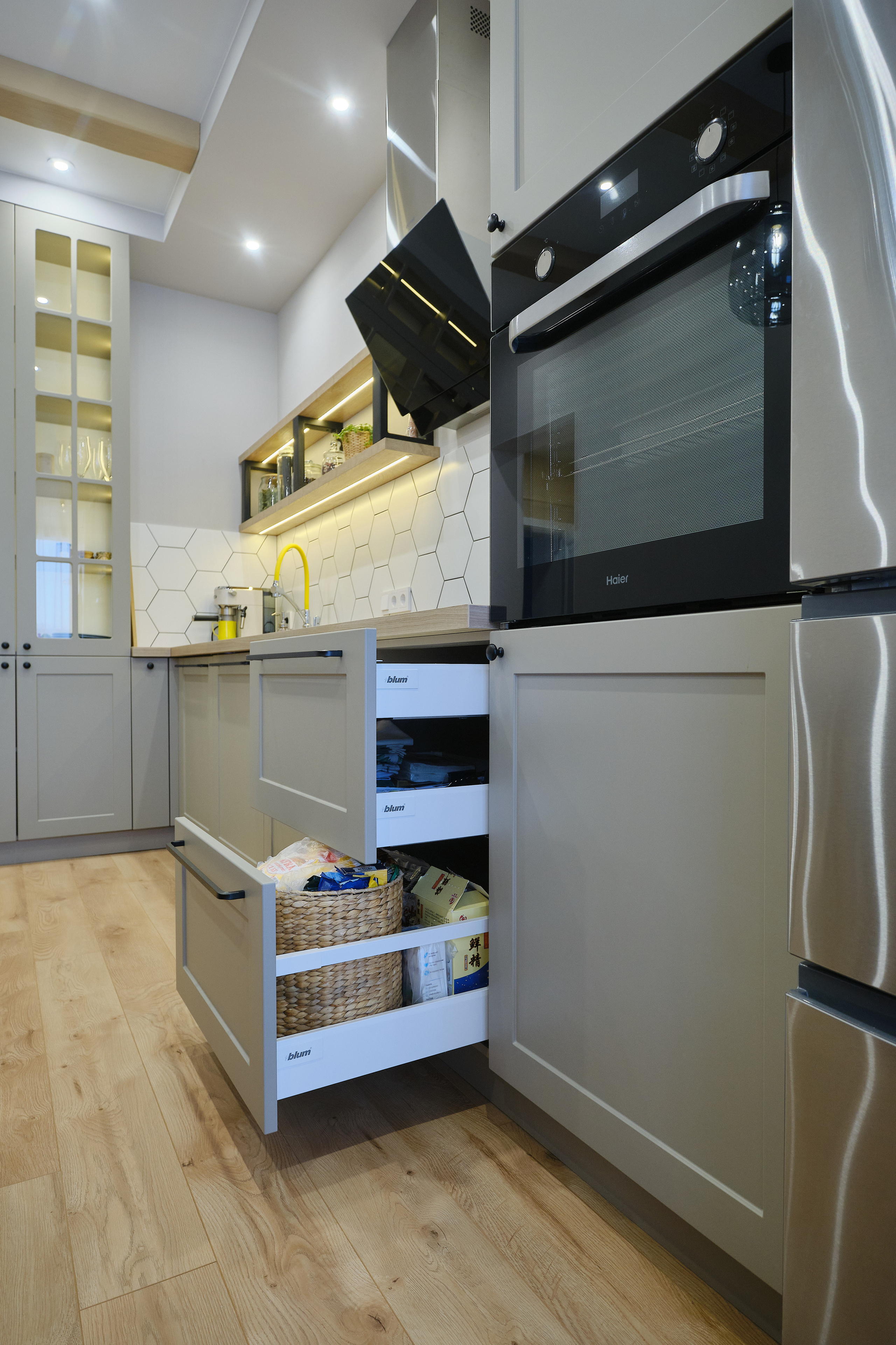 Кухня на заказ в г. Томск Северный Парк| Мебель Кухни Шкафы заказать. ГУДРУМ — Мебель на заказ в Томске | Кухни | Шкафы | Стулья и Столы