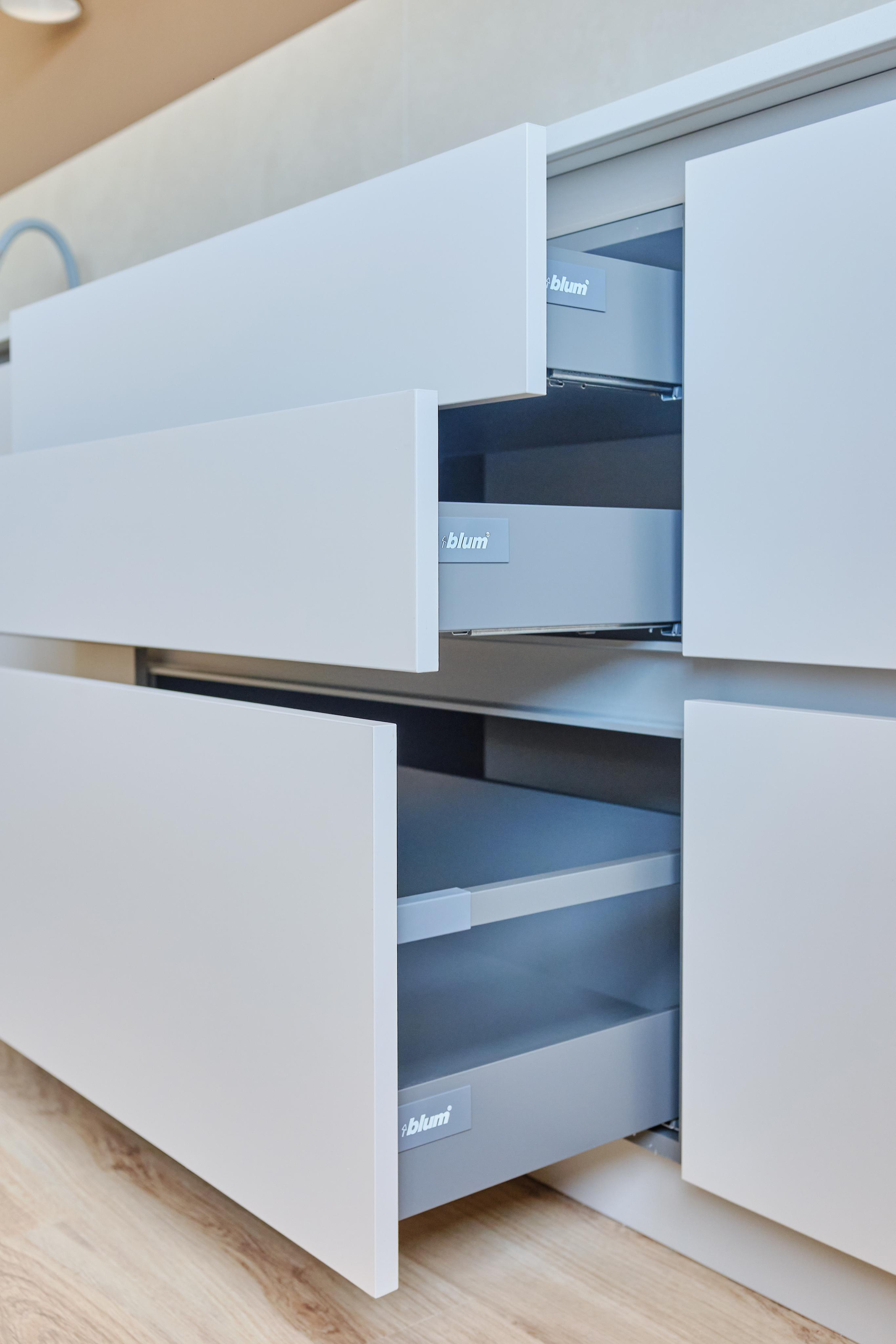 Мебель Томск на заказ от ГУДРУМ. Кухня в Томске. ГУДРУМ — Мебель на заказ в Томске | Кухни | Шкафы | Стулья и Столы