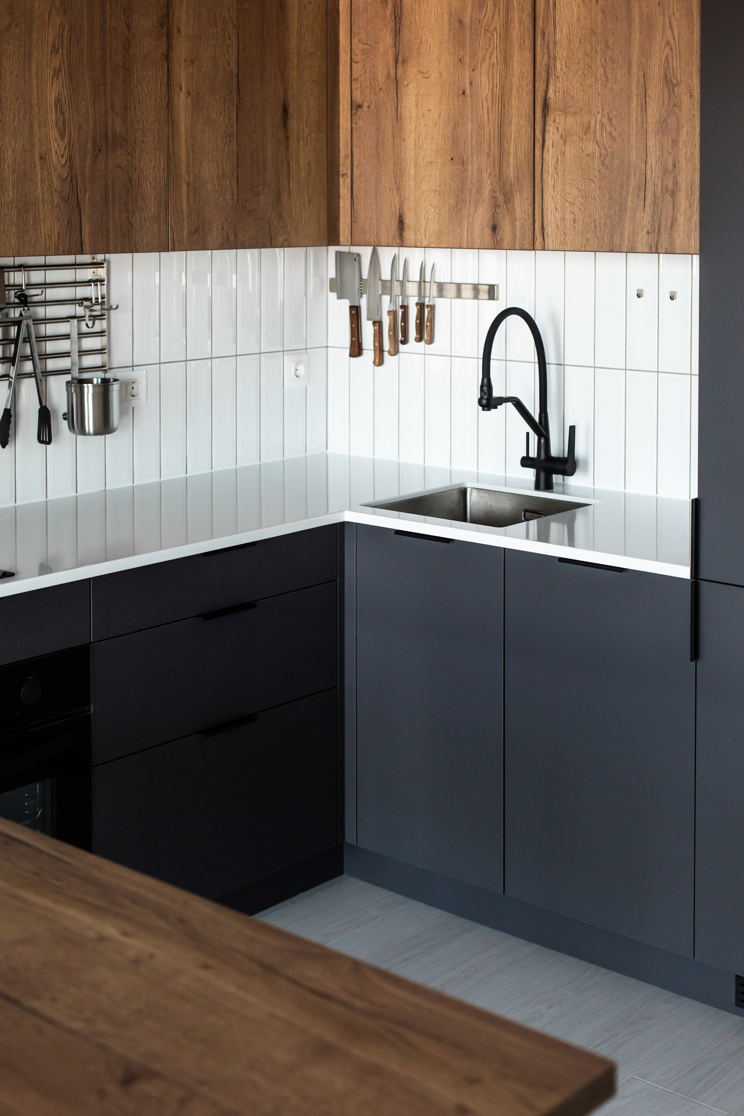 Кухня на заказ в Томске ЖК Алые Паруса| Мебель Кухни Шкафы заказать. ГУДРУМ — Мебель на заказ в Томске | Кухни | Шкафы | Стулья и Столы