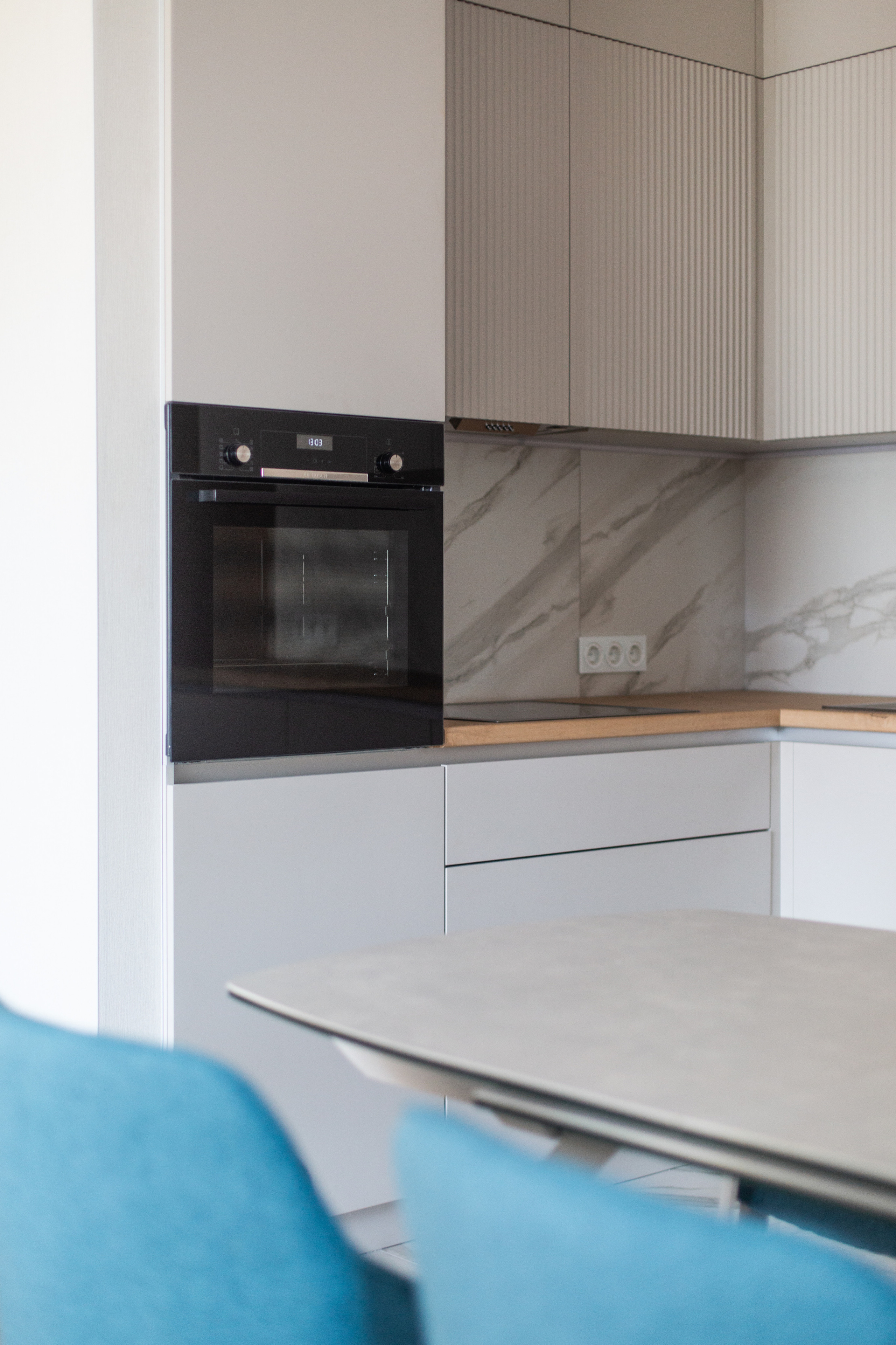 Кухня на заказ в Томске пер. Нечевский | Мебель Кухни Шкафы заказать. ГУДРУМ — Мебель на заказ в Томске | Кухни | Шкафы | Стулья и Столы