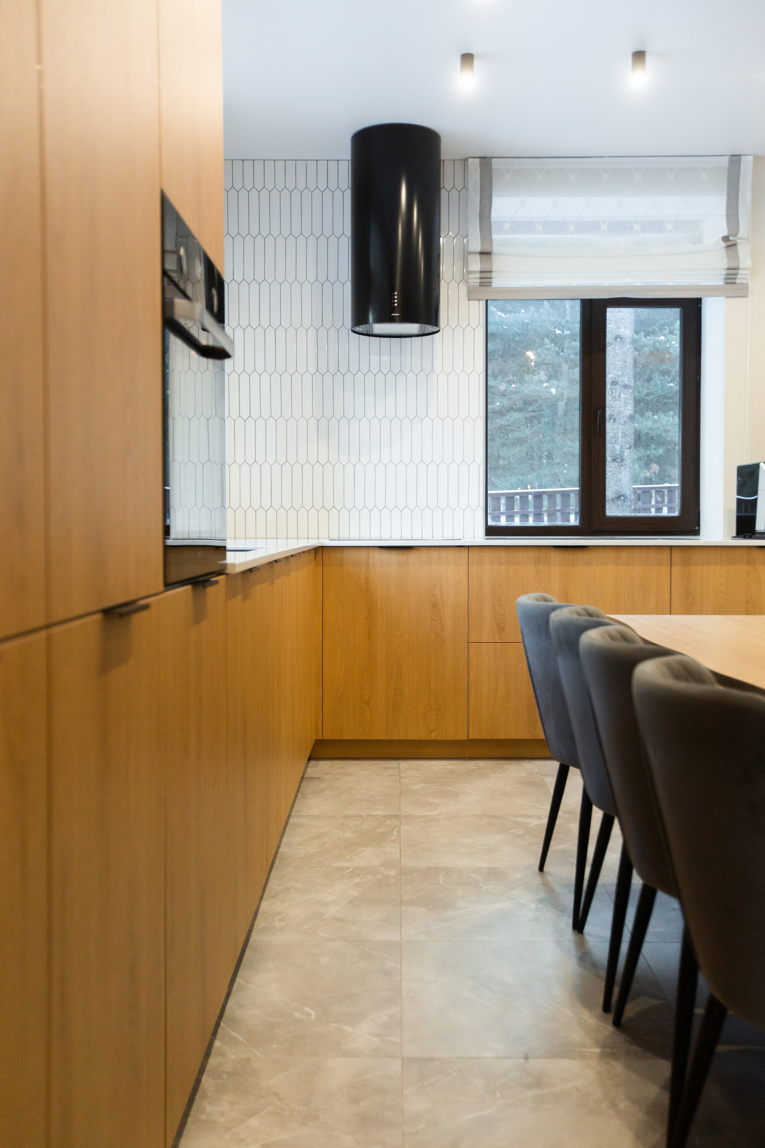 Кухня на заказ в Томске д. Некрасово | Мебель Кухни Шкафы заказать. ГУДРУМ — Мебель на заказ в Томске | Кухни | Шкафы | Стулья и Столы