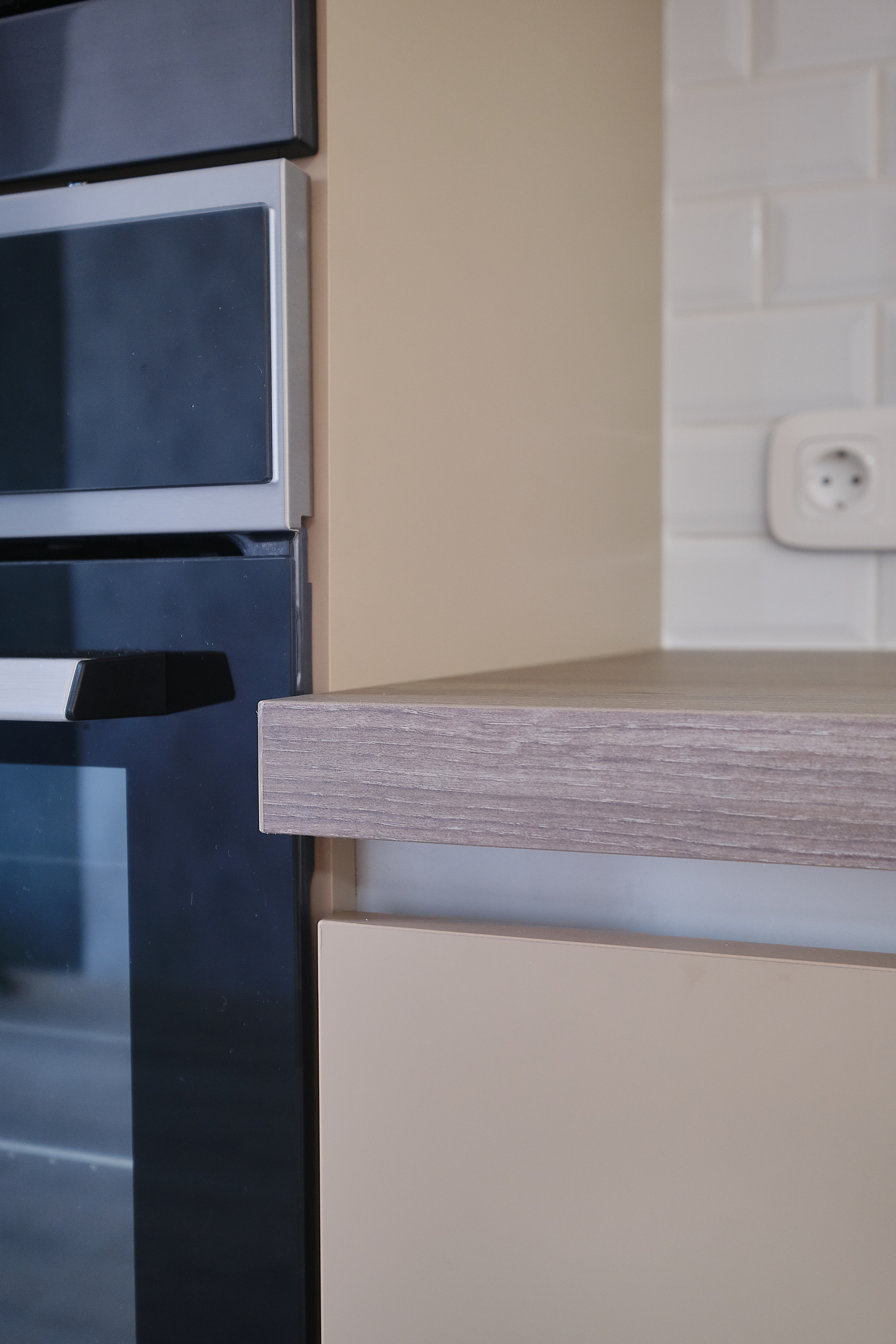 Кухня на заказ в Томске на ул.Береговая Томск| Мебель Кухни Шкафы. ГУДРУМ — Мебель на заказ в Томске | Кухни | Шкафы | Стулья и Столы