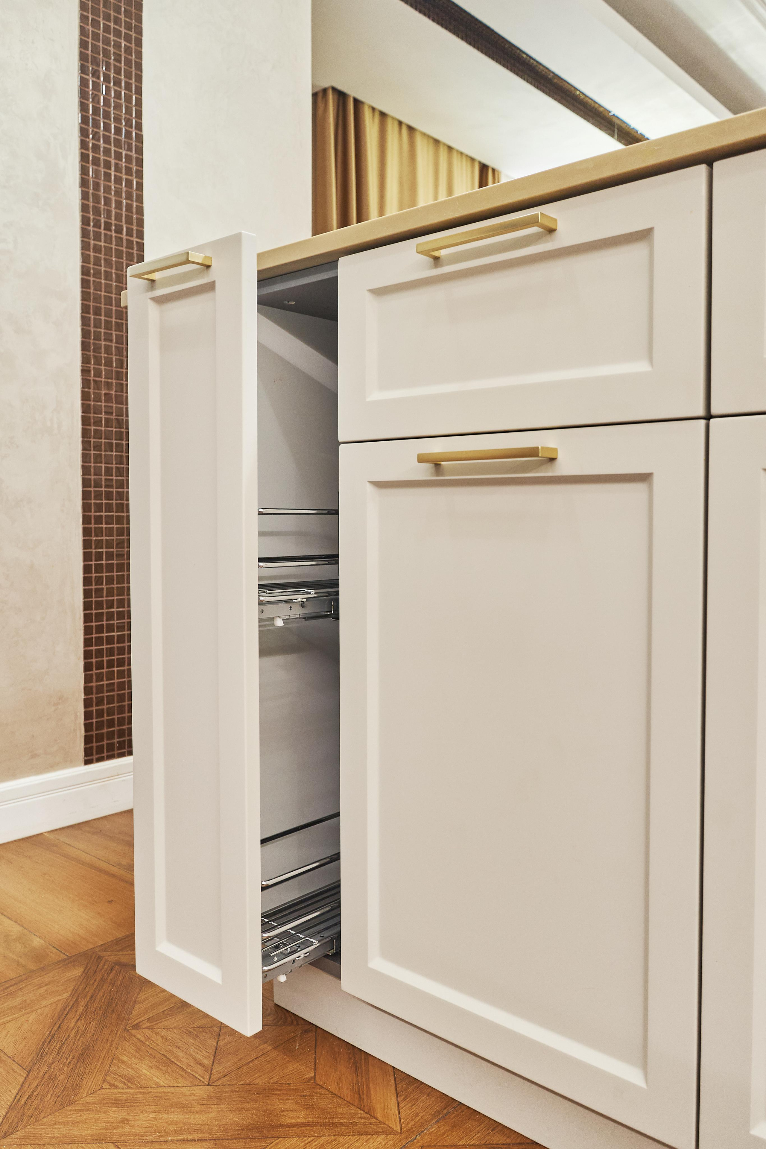 Кухни Томск на заказ. Изготовление мебели по размерам. ГУДРУМ — Мебель на заказ в Томске | Кухни | Шкафы | Стулья и Столы