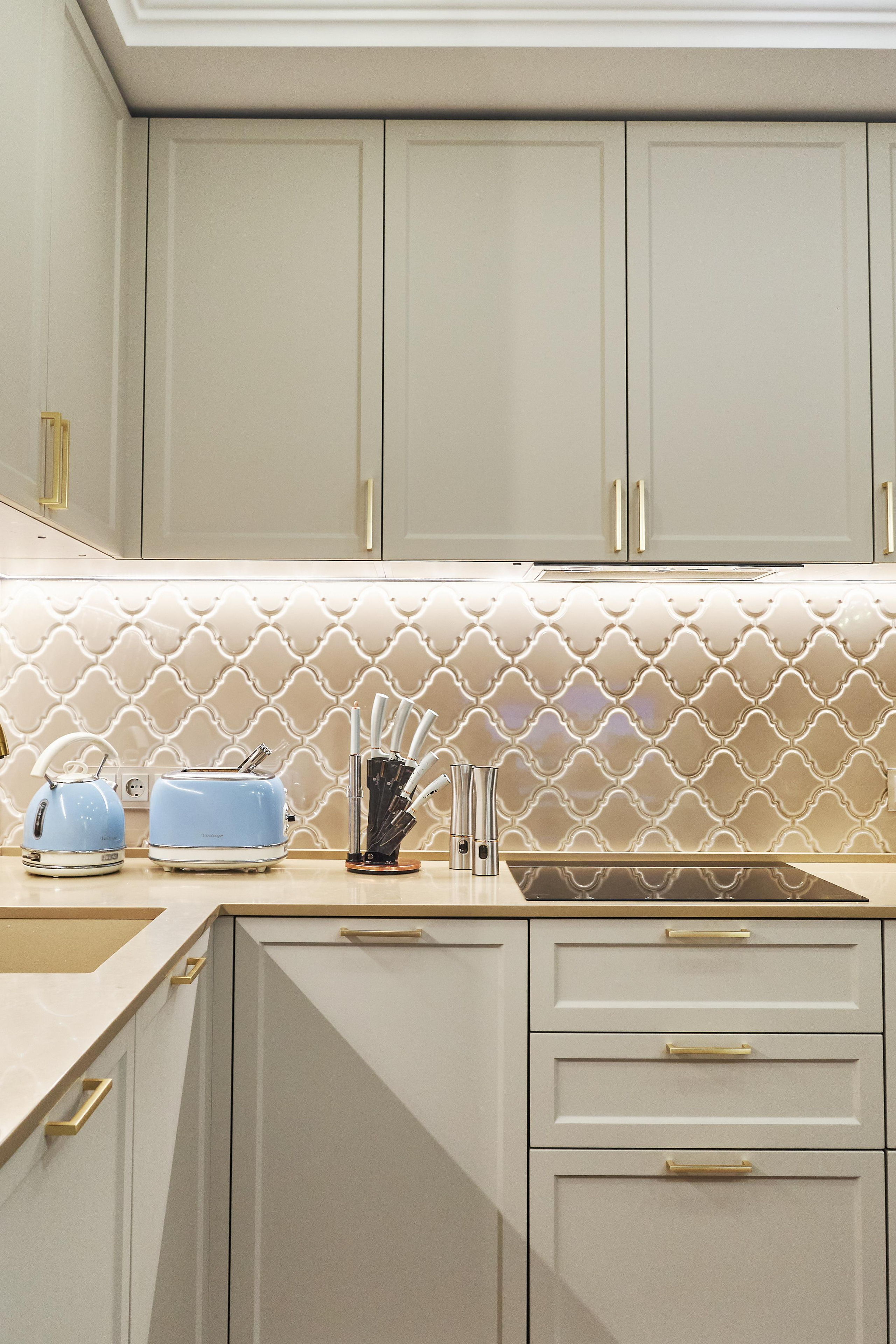 Кухни Томск на заказ. Изготовление мебели по размерам. ГУДРУМ — Мебель на заказ в Томске | Кухни | Шкафы | Стулья и Столы