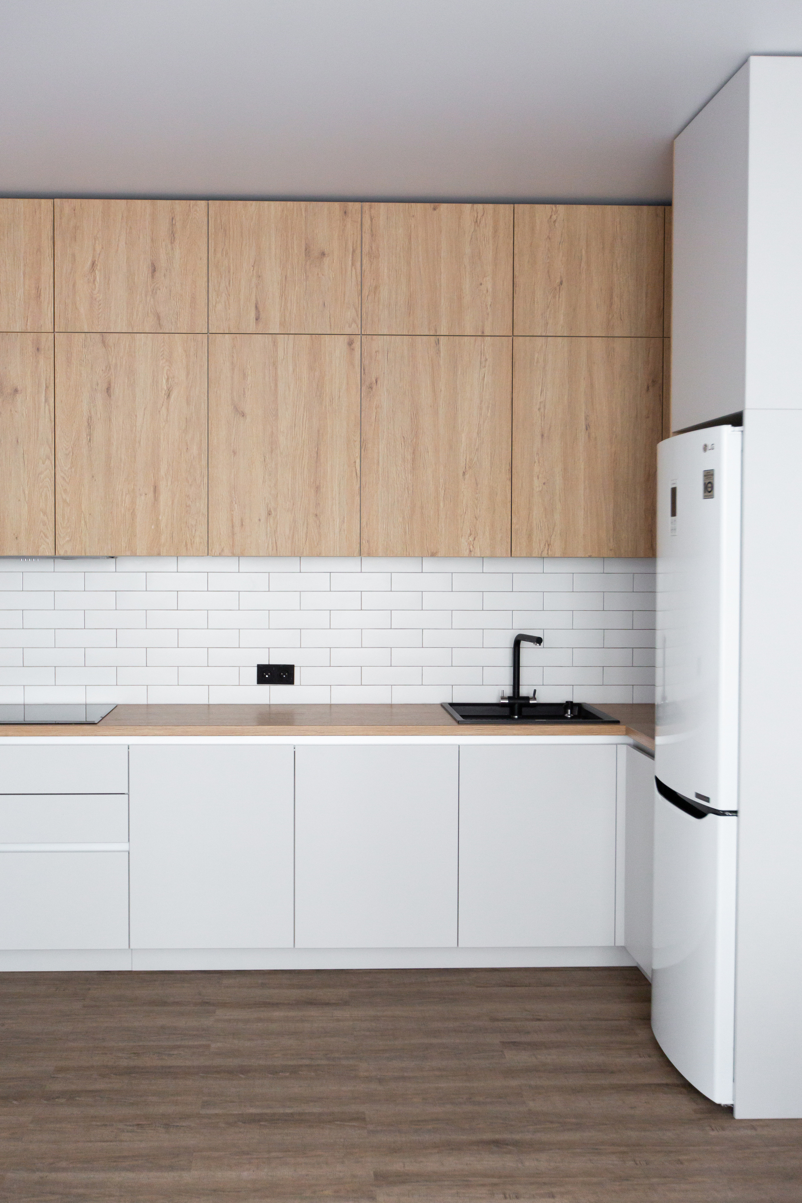 Кухня на заказ в Томске Комсомольский 48 | Мебель Кухни Шкафы заказать. ГУДРУМ — Мебель на заказ в Томске | Кухни | Шкафы | Стулья и Столы