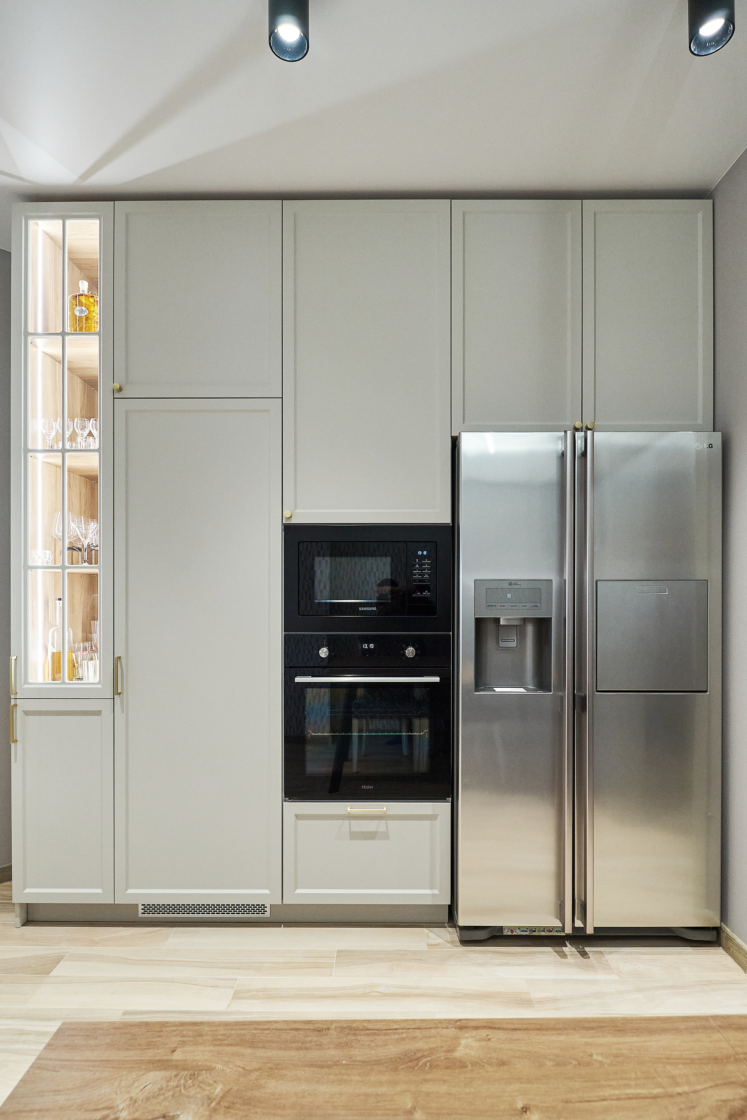 Кухня на заказ на ул.Красноармейская Томск по индивидуальному размеру. ГУДРУМ — Мебель на заказ в Томске | Кухни | Шкафы | Стулья и Столы