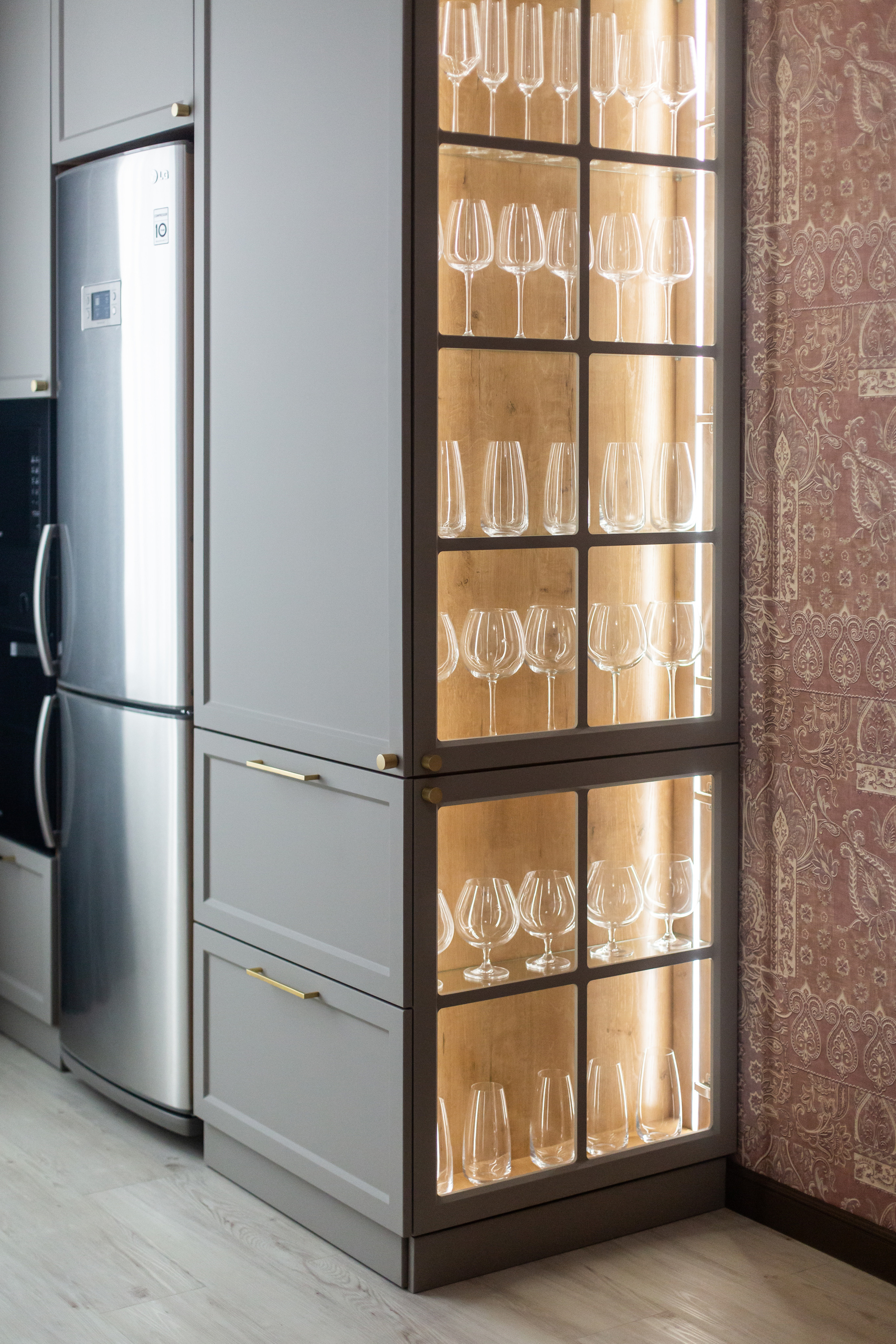 Кухня на заказ в Томске Северный Парк| Мебель Кухни заказать. ГУДРУМ — Мебель на заказ в Томске | Кухни | Шкафы | Стулья и Столы