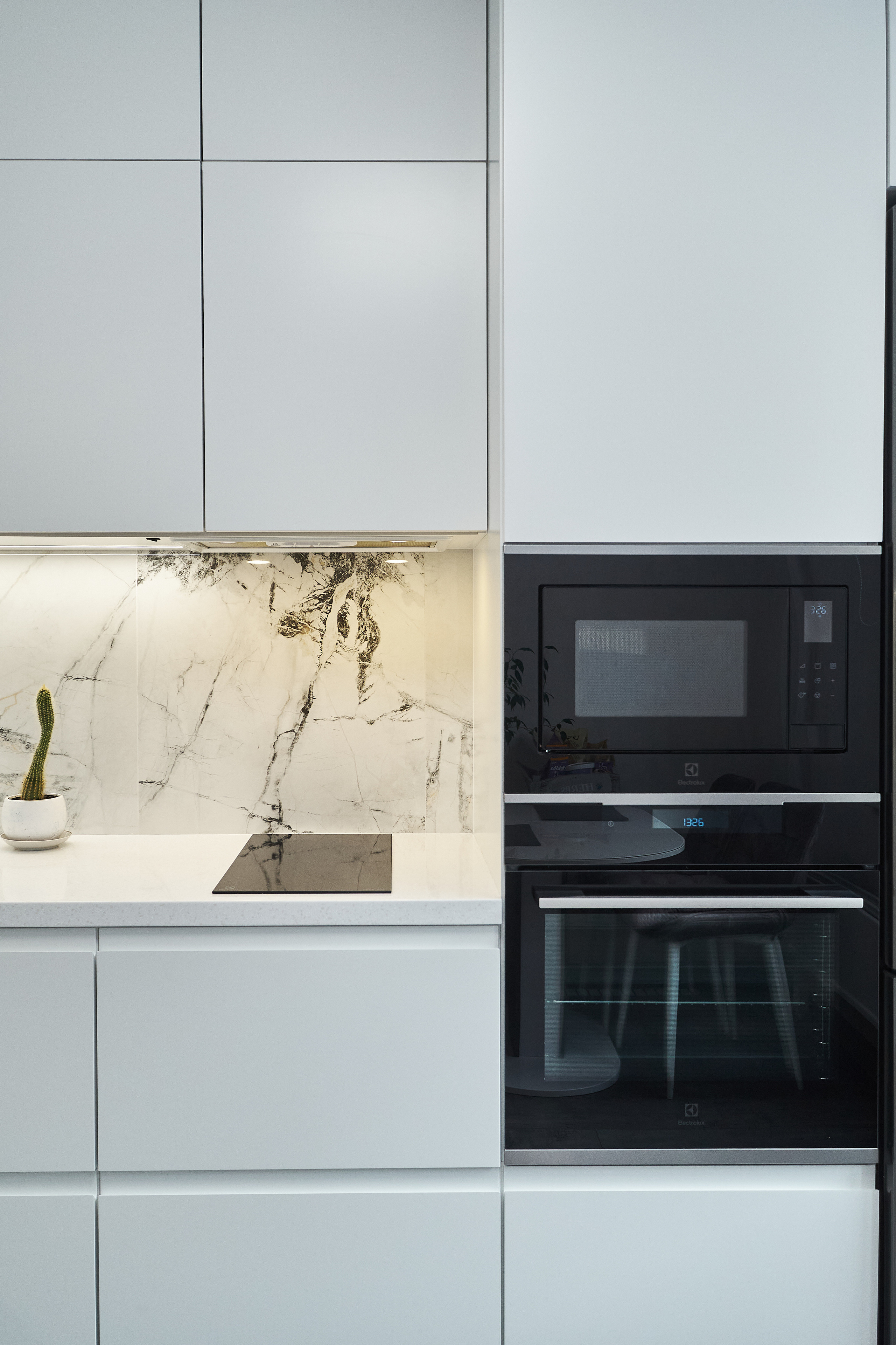 Кухня на заказ в Томске на ул.Лебедева Томск| Мебель Кухни Шкафы. ГУДРУМ — Мебель на заказ в Томске | Кухни | Шкафы | Стулья и Столы