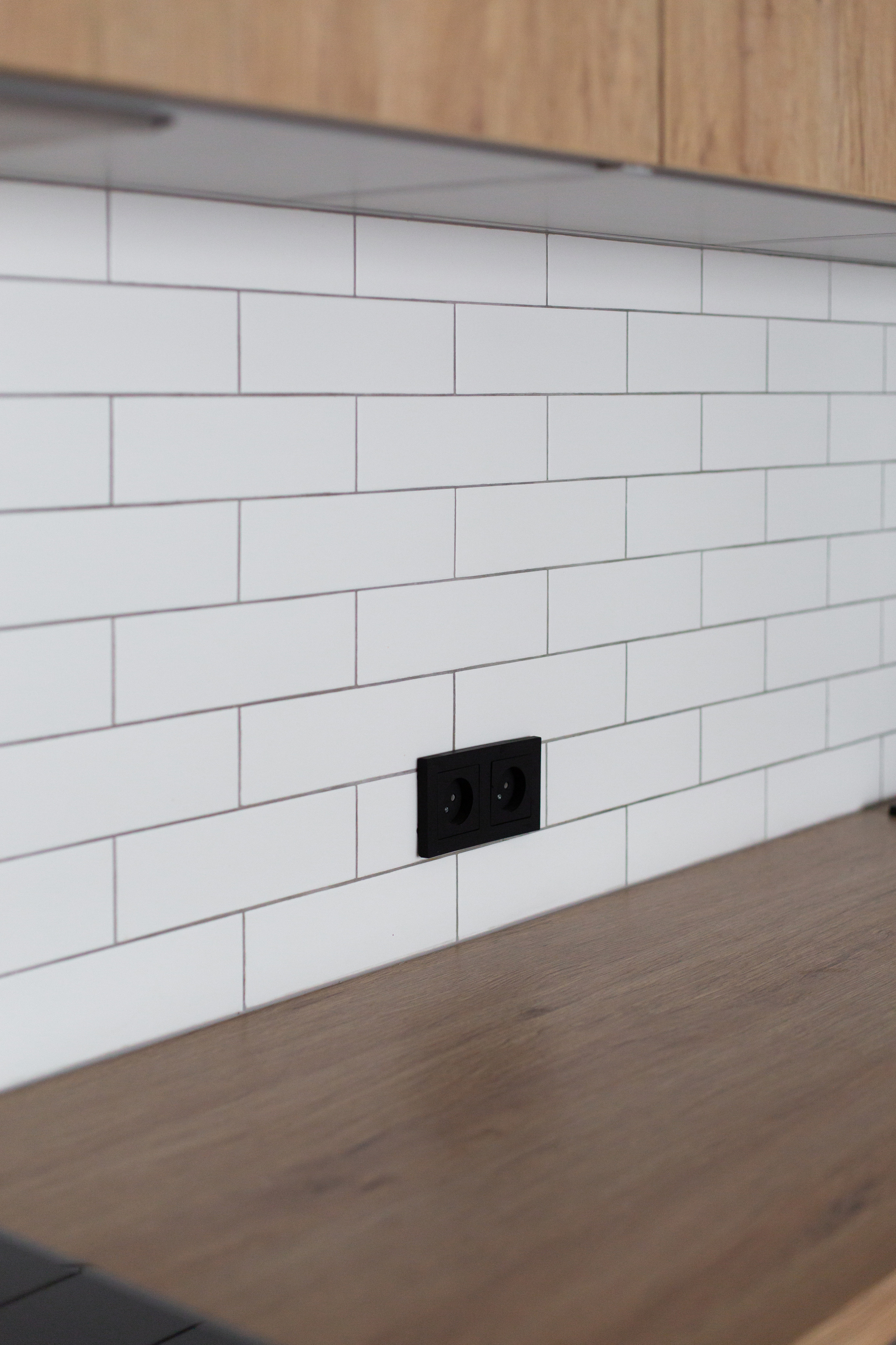 Кухня на заказ в Томске Комсомольский 48 | Мебель Кухни Шкафы заказать. ГУДРУМ — Мебель на заказ в Томске | Кухни | Шкафы | Стулья и Столы