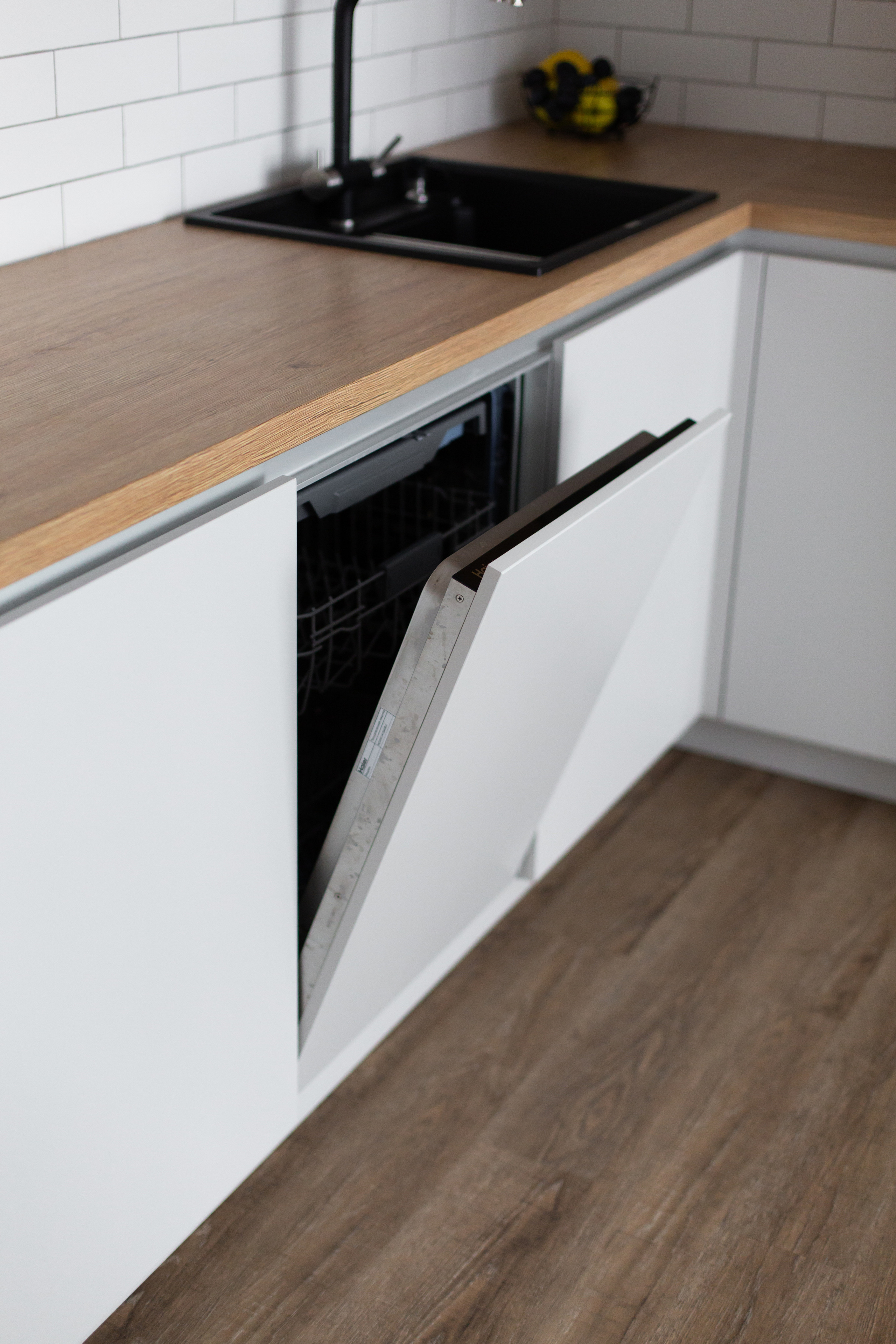 Кухня на заказ в Томске Комсомольский 48 | Мебель Кухни Шкафы заказать. ГУДРУМ — Мебель на заказ в Томске | Кухни | Шкафы | Стулья и Столы