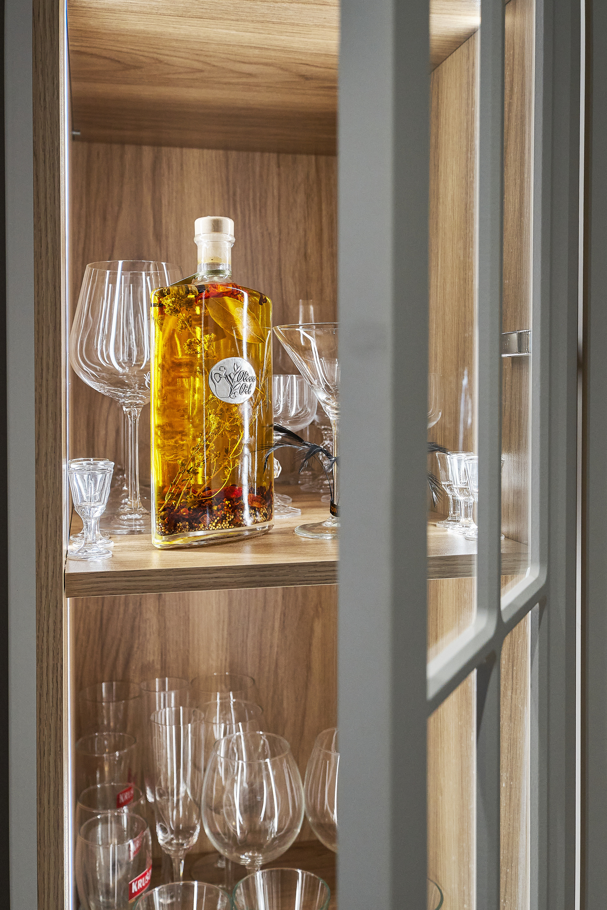 Кухня на заказ на ул.Красноармейская Томск по индивидуальному размеру. ГУДРУМ — Мебель на заказ в Томске | Кухни | Шкафы | Стулья и Столы