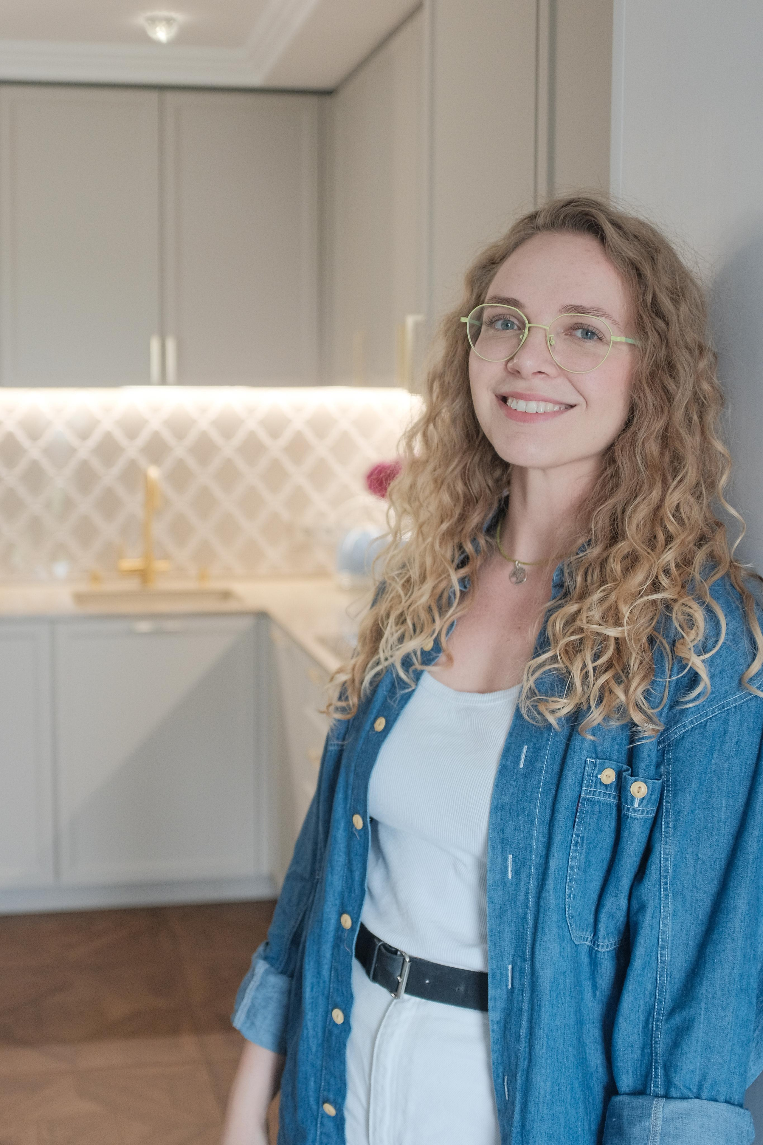 Кухни Томск на заказ. Изготовление мебели по размерам. ГУДРУМ — Мебель на заказ в Томске | Кухни | Шкафы | Стулья и Столы