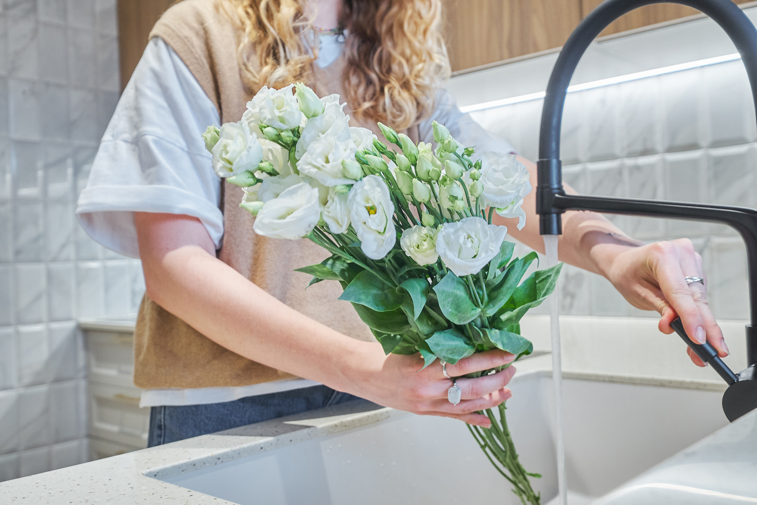 Кухня на заказ на ул.Красноармейская Томск по индивидуальному размеру. ГУДРУМ — Мебель на заказ в Томске | Кухни | Шкафы | Стулья и Столы