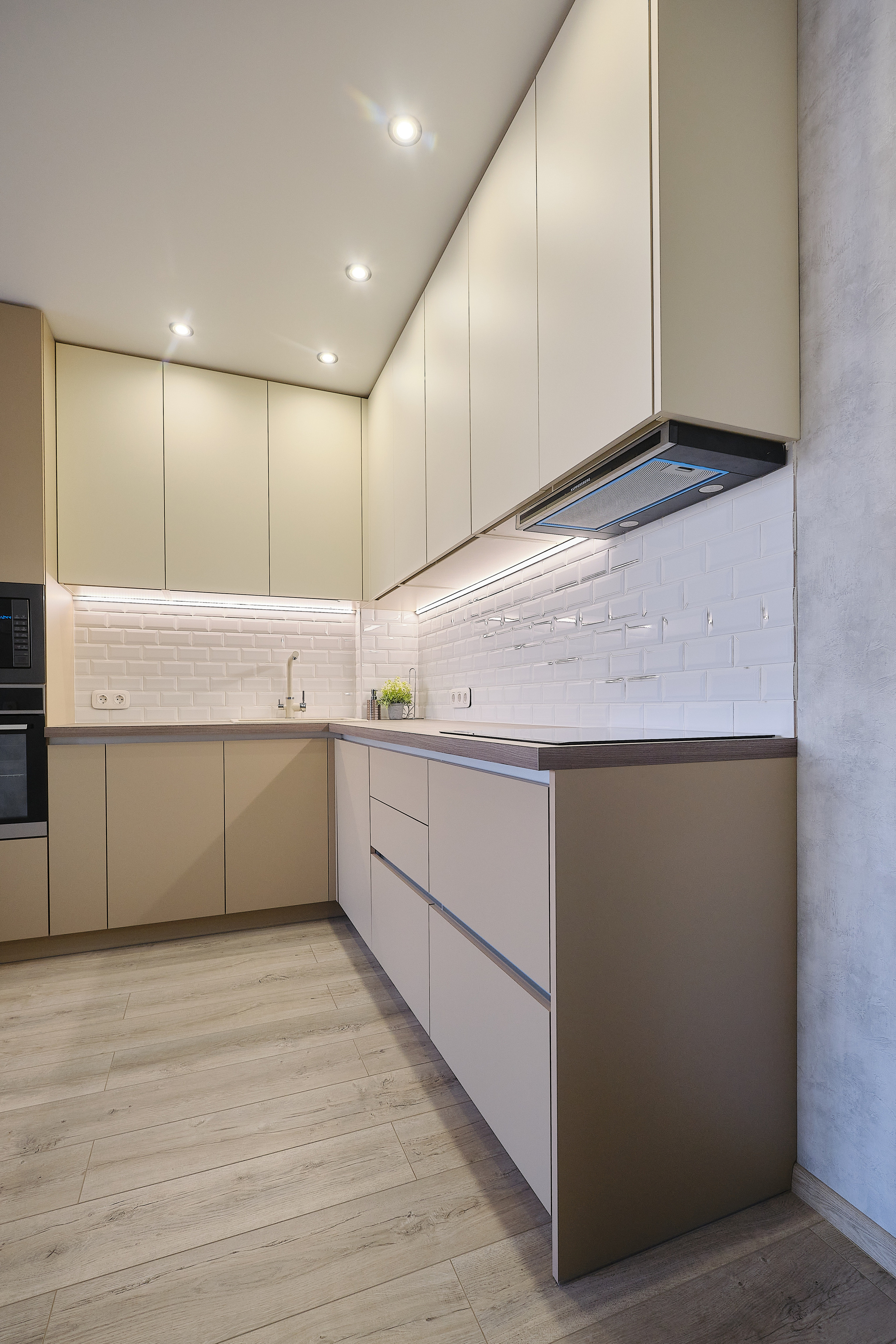 Кухня на заказ в Томске на ул.Береговая Томск| Мебель Кухни Шкафы. ГУДРУМ — Мебель на заказ в Томске | Кухни | Шкафы | Стулья и Столы