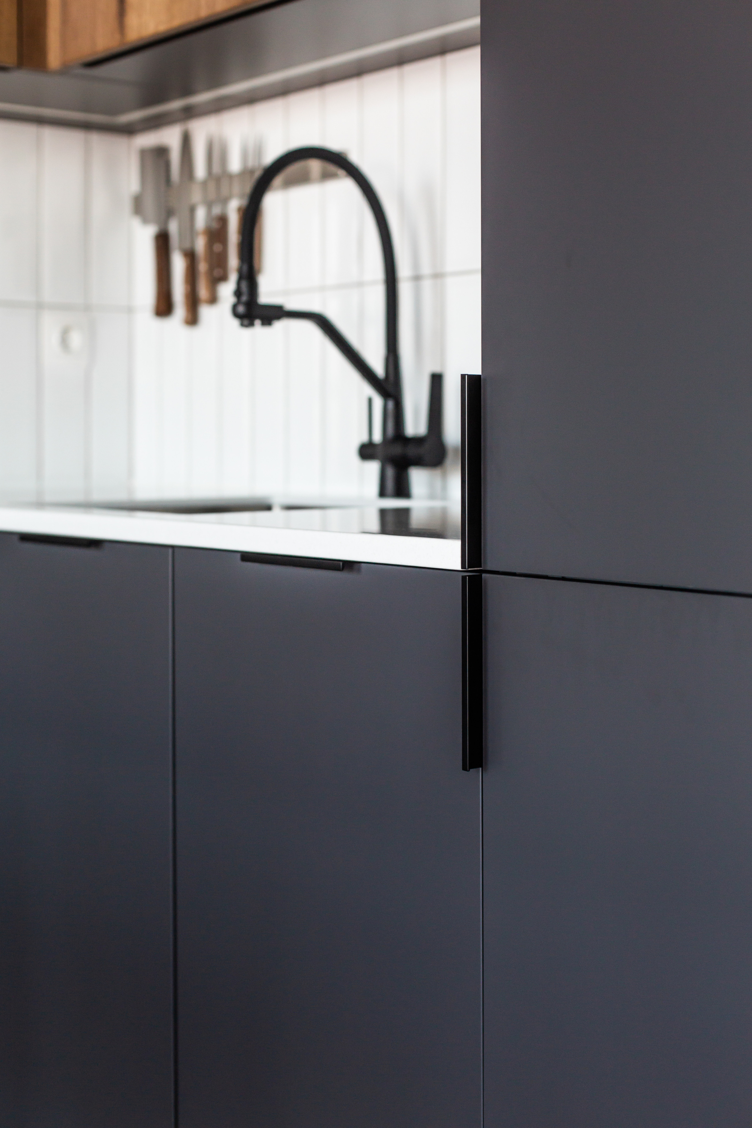 Кухня на заказ в Томске ЖК Алые Паруса| Мебель Кухни Шкафы заказать. ГУДРУМ — Мебель на заказ в Томске | Кухни | Шкафы | Стулья и Столы