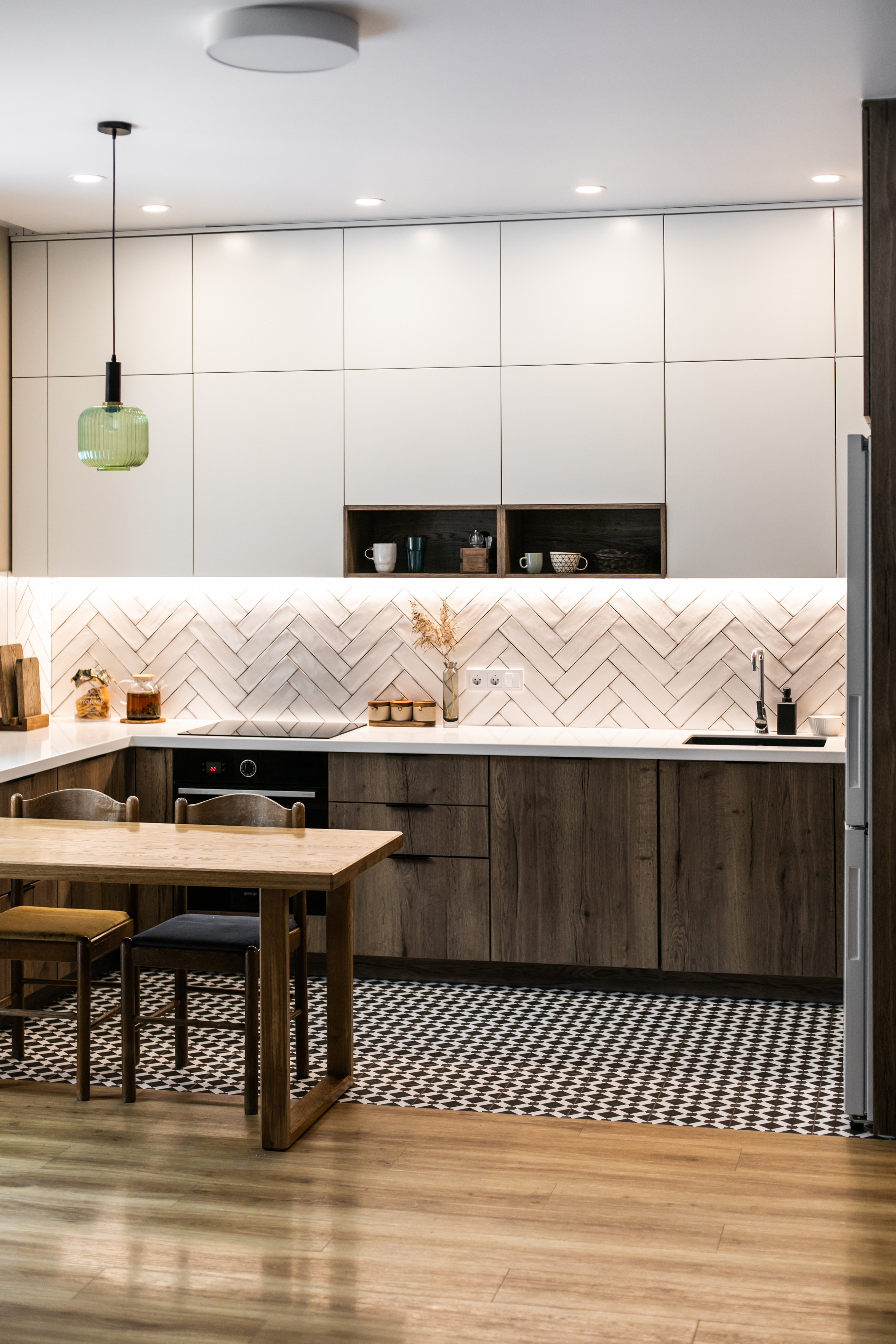 Кухня на заказ в Томске д.Петрово| Мебель Кухни Шкафы заказать. ГУДРУМ — Мебель на заказ в Томске | Кухни | Шкафы | Стулья и Столы