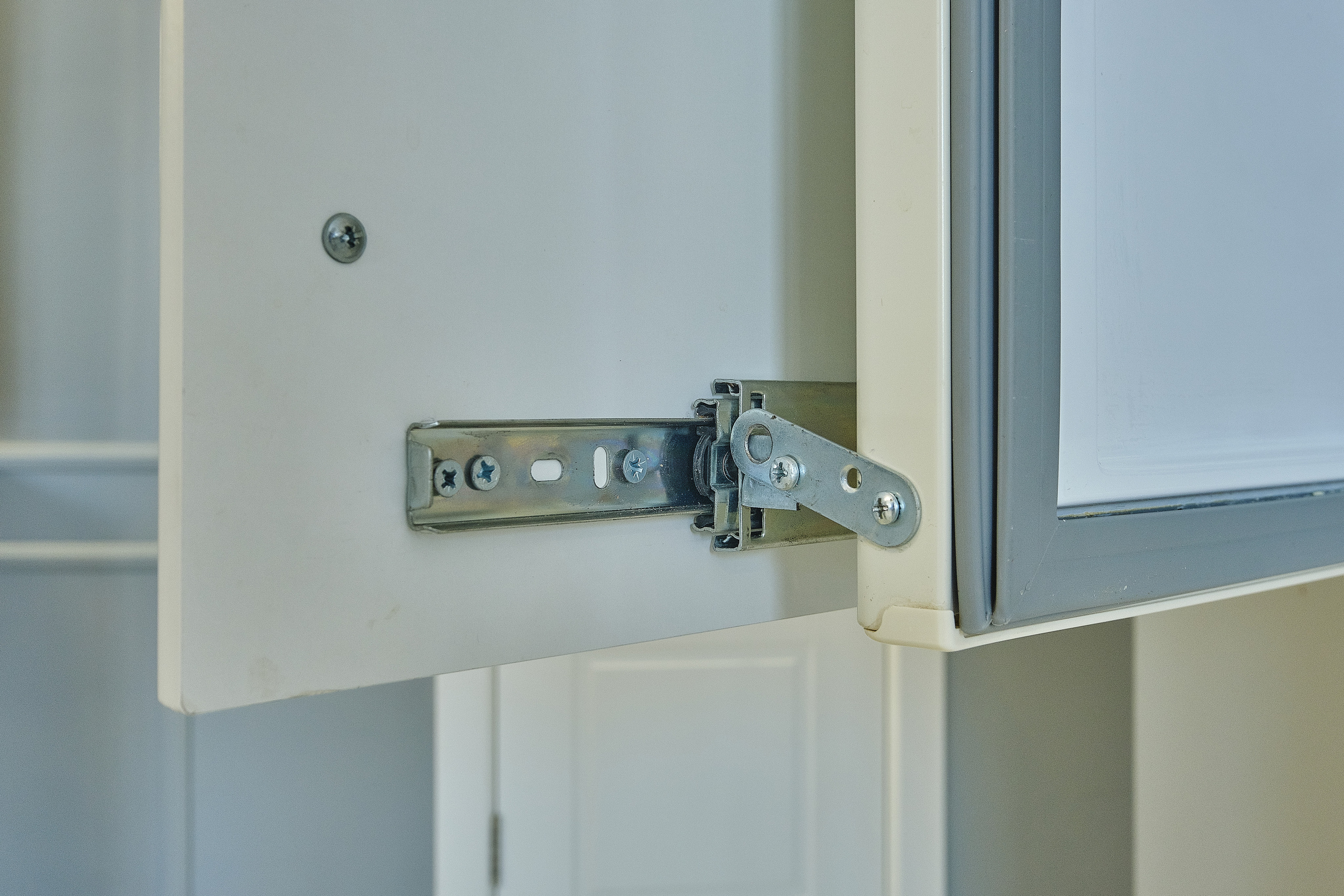 Кухня на заказ в Томске Северный Парк | Мебель Кухни Шкафы заказать. ГУДРУМ — Мебель на заказ в Томске | Кухни | Шкафы | Стулья и Столы