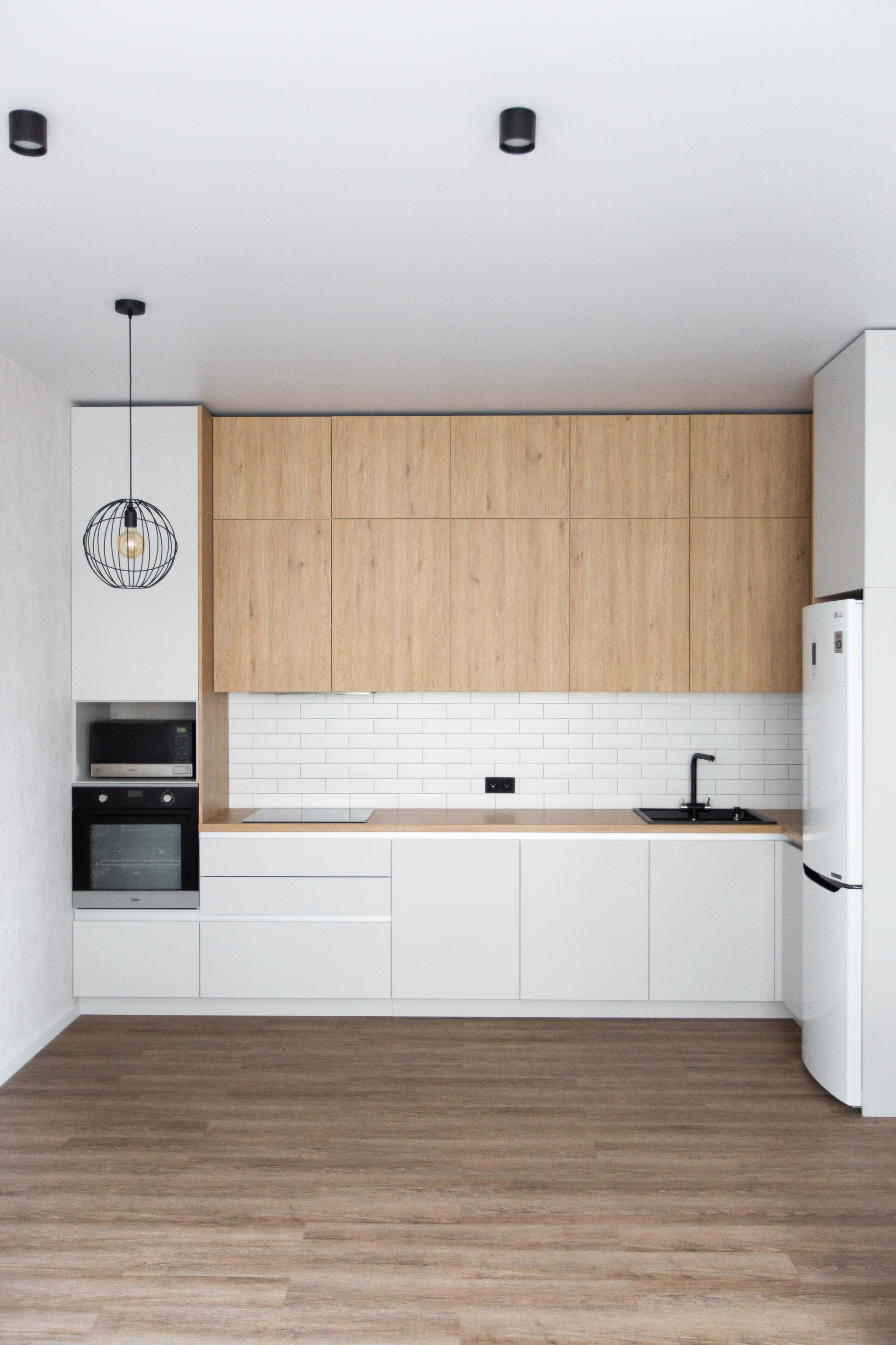 Кухня на заказ в Томске Комсомольский 48 | Мебель Кухни Шкафы заказать. ГУДРУМ — Мебель на заказ в Томске | Кухни | Шкафы | Стулья и Столы