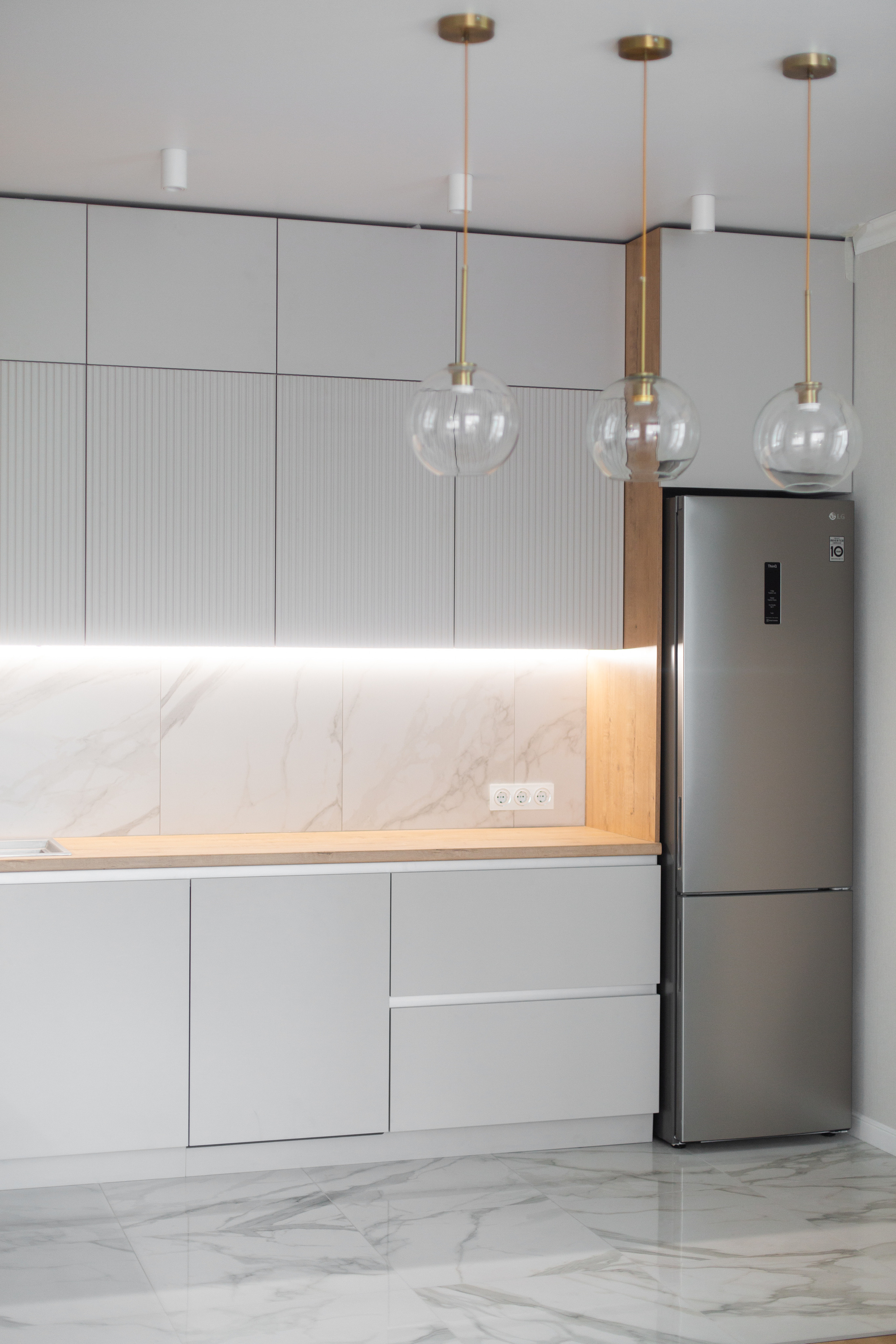 Кухня на заказ в Томске пер. Нечевский | Мебель Кухни Шкафы заказать. ГУДРУМ — Мебель на заказ в Томске | Кухни | Шкафы | Стулья и Столы