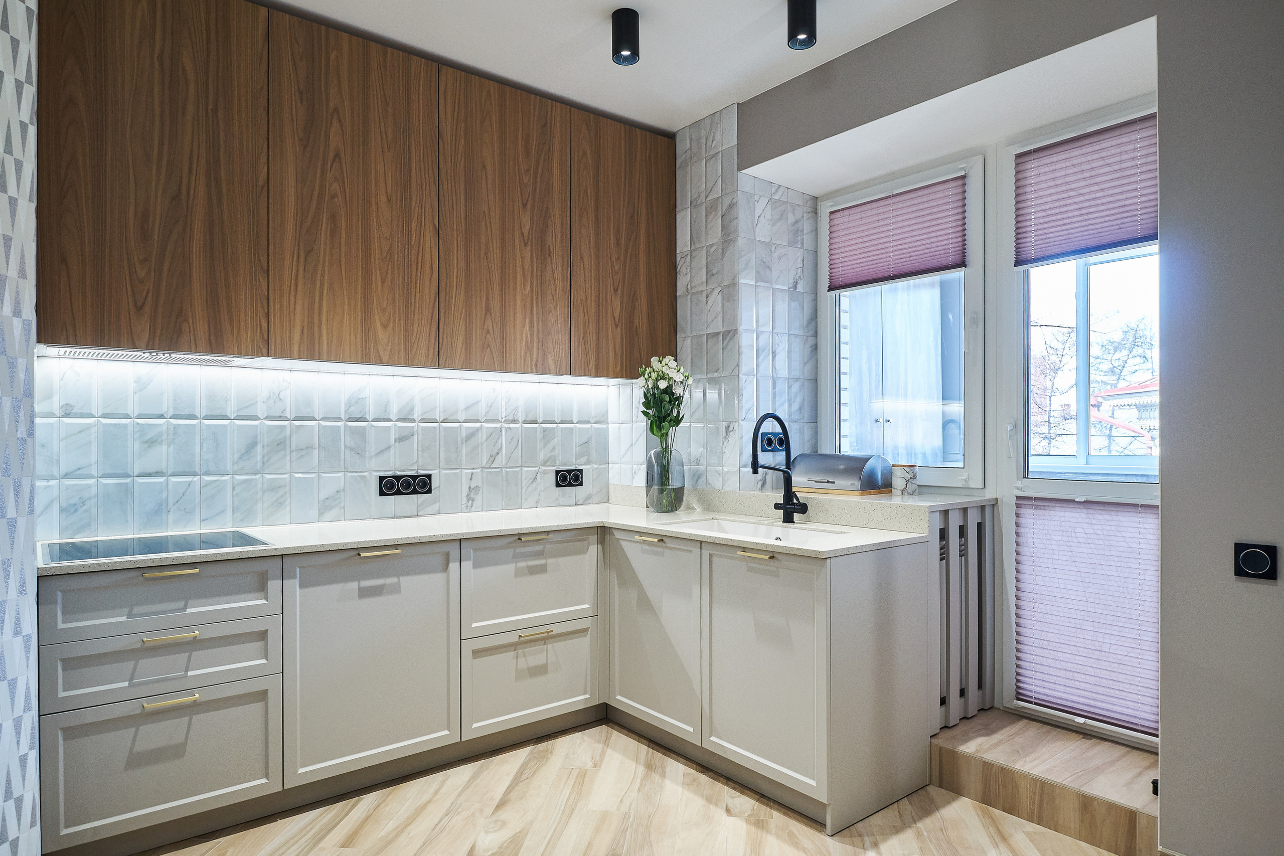 Кухня на заказ на ул.Красноармейская Томск по индивидуальному размеру. ГУДРУМ — Мебель на заказ в Томске | Кухни | Шкафы | Стулья и Столы