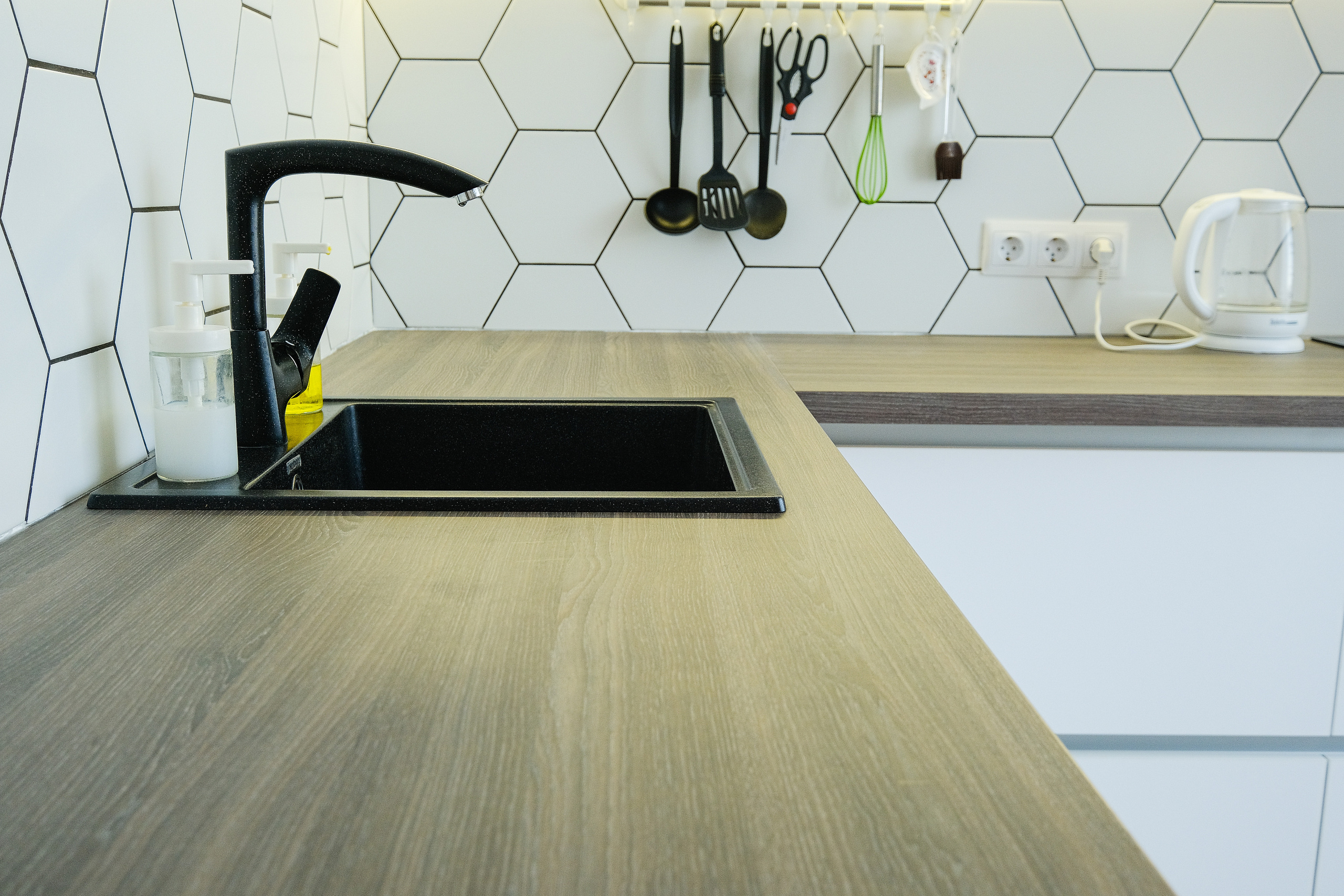 Кухня на заказ в Томске ЖК Северный Парк| Мебель Кухни Шкафы заказать. ГУДРУМ — Мебель на заказ в Томске | Кухни | Шкафы | Стулья и Столы