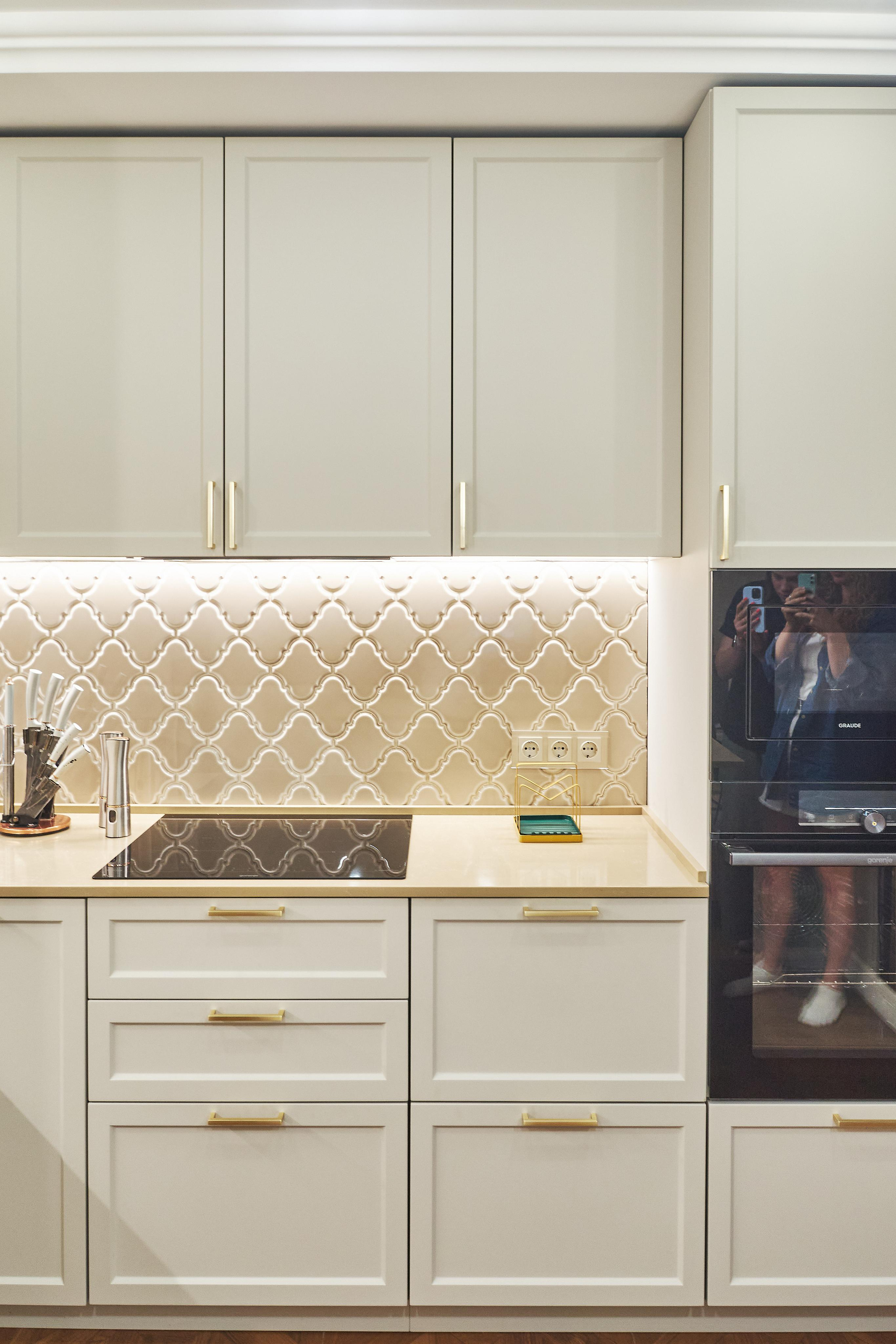 Кухни Томск на заказ. Изготовление мебели по размерам. ГУДРУМ — Мебель на заказ в Томске | Кухни | Шкафы | Стулья и Столы