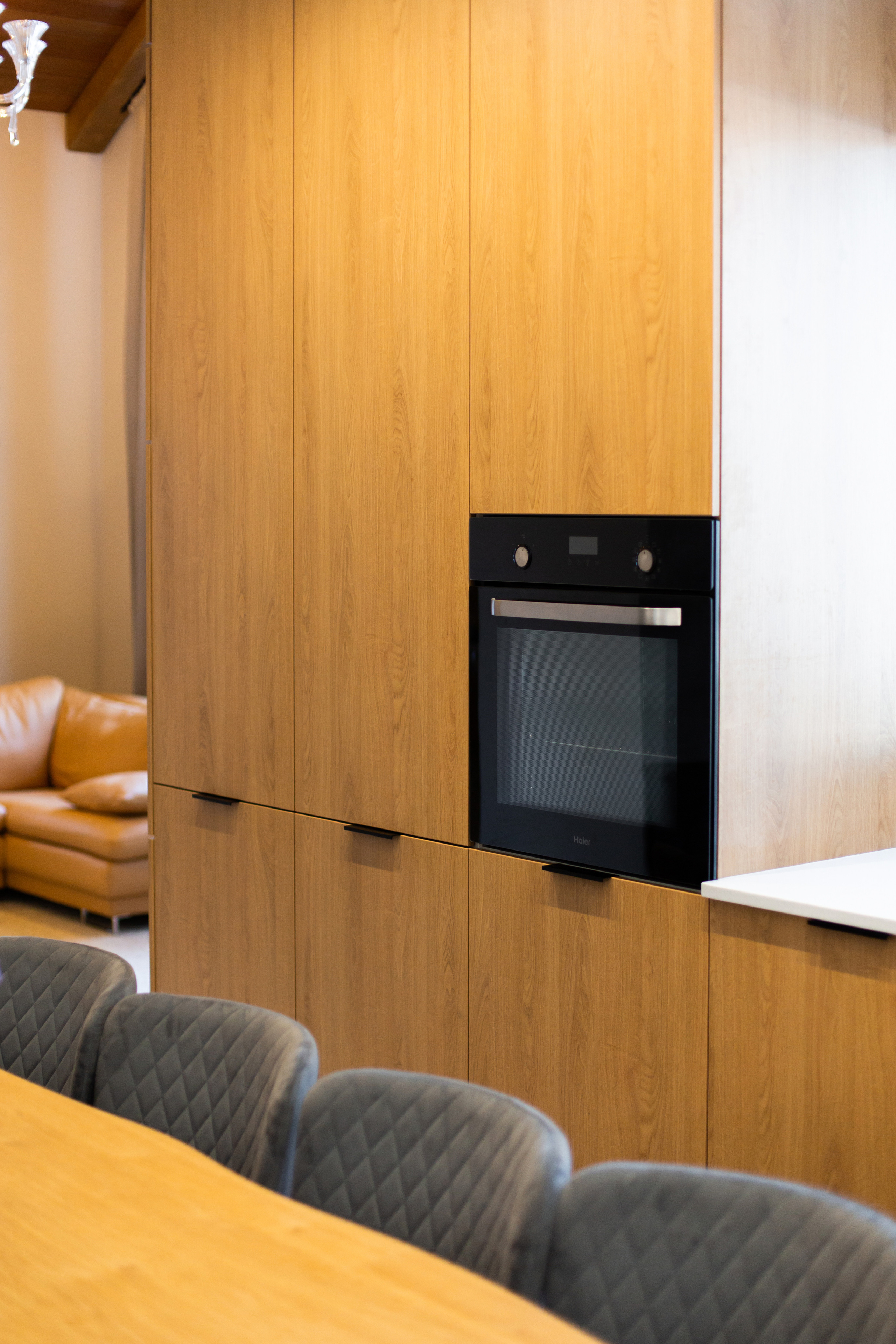 Кухня на заказ в Томске д. Некрасово | Мебель Кухни Шкафы заказать. ГУДРУМ — Мебель на заказ в Томске | Кухни | Шкафы | Стулья и Столы