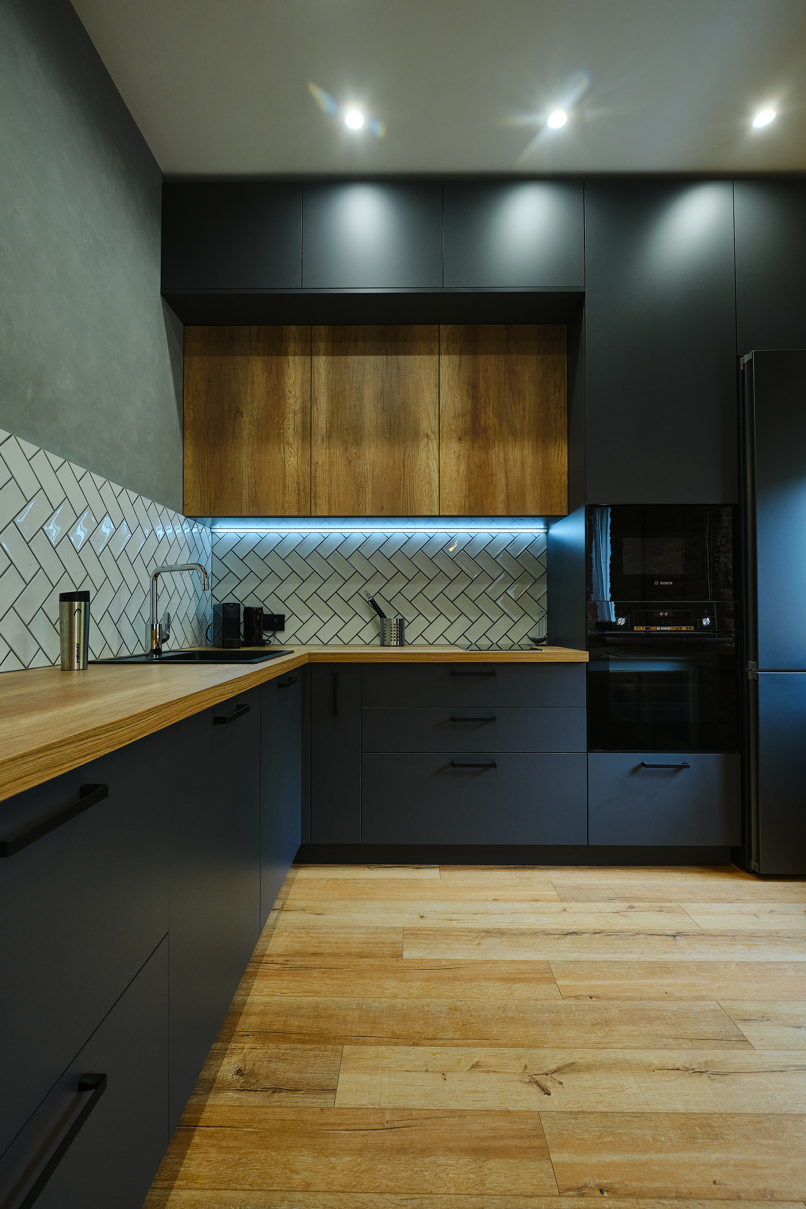 Кухня на заказ в Томске на ул.Карташова Томск| Мебель Кухни Шкафы. ГУДРУМ — Мебель на заказ в Томске | Кухни | Шкафы | Стулья и Столы